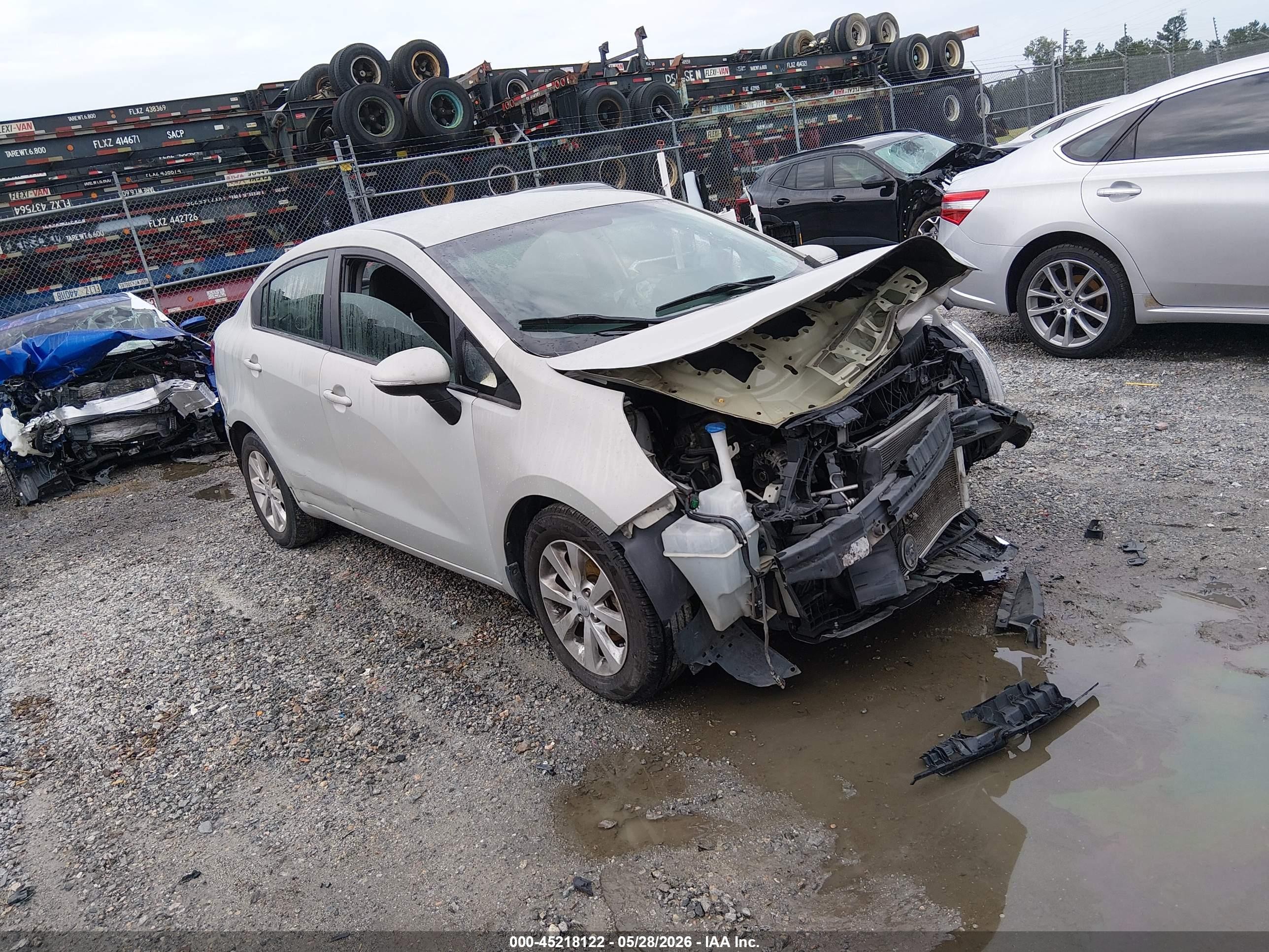 2013 Kia Rio EX, VIN KNADN4A38D6283217 — Front end