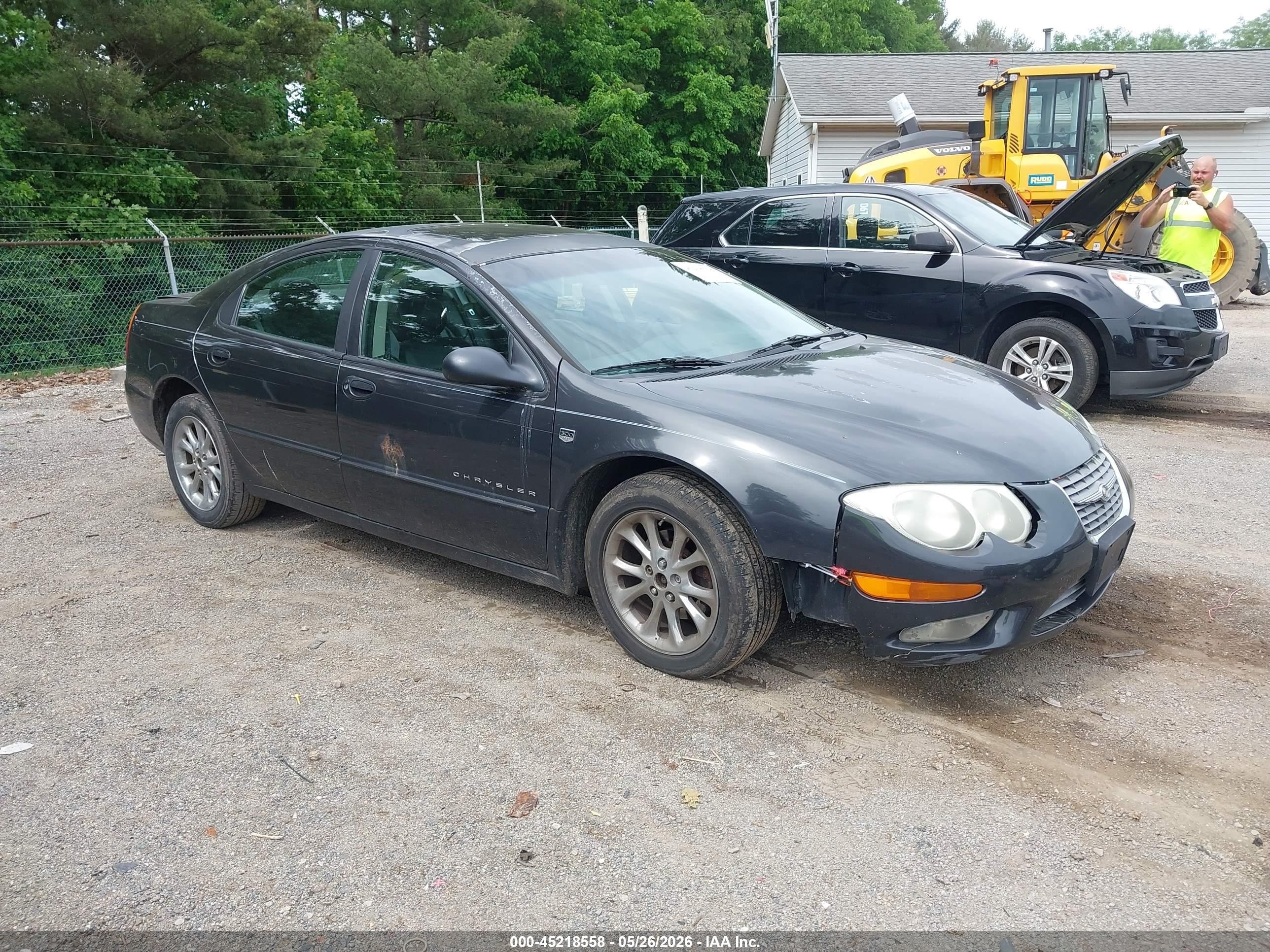 1999 Chrysler 300M M, VIN 2C3HE66G8XH759145 — Перед