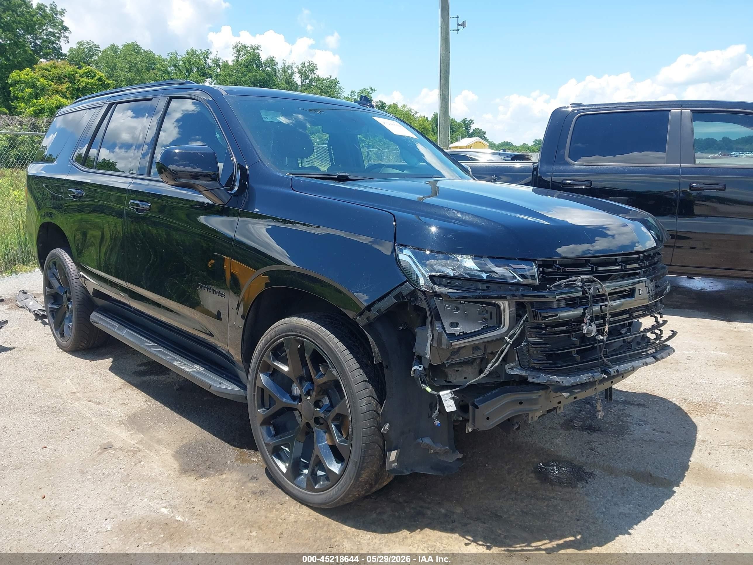 2023 Chevrolet Tahoe RST, VIN 1GNSCRKD0PR206937 — Side