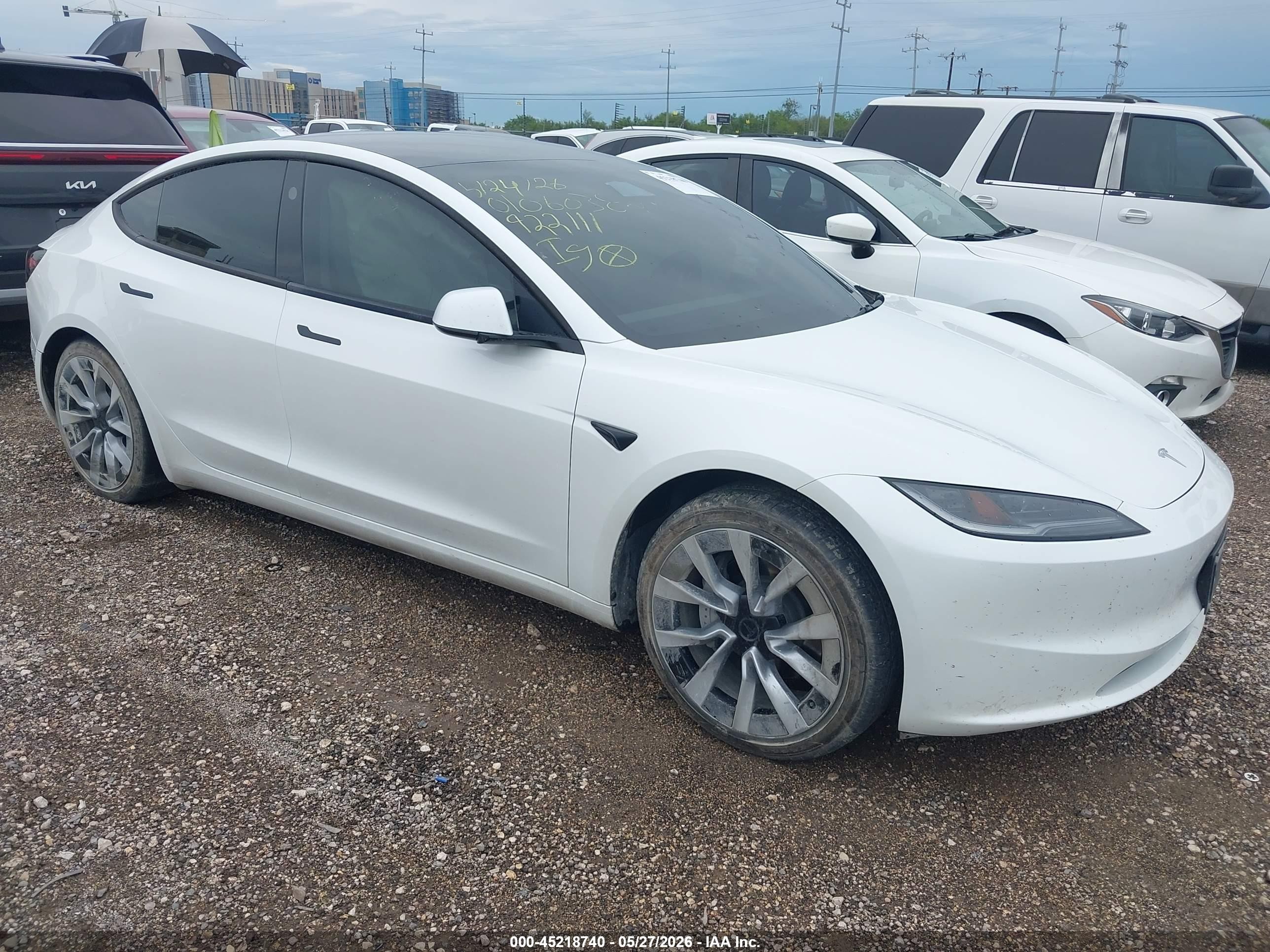 2025 Tesla Model 3 Long Range, VIN 5YJ3E1EA1SF922111 — Undercarriage