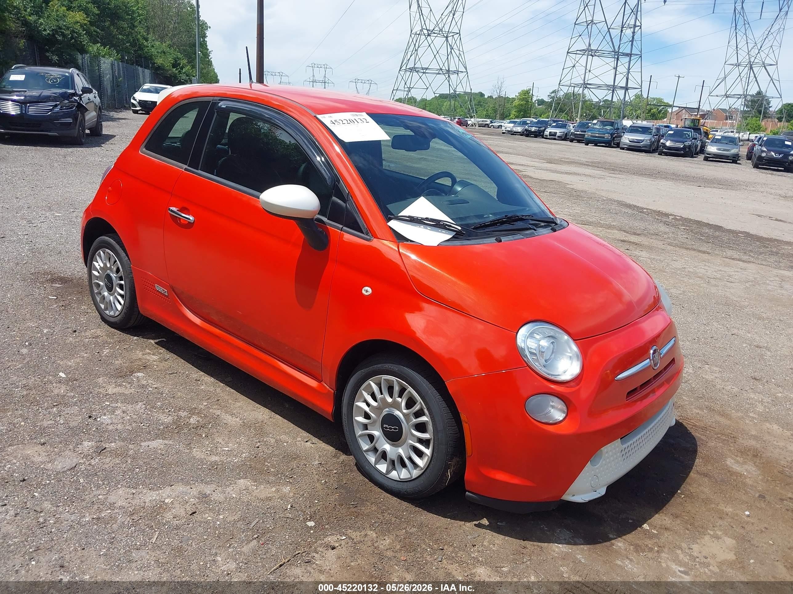 2013 FIAT 500e, VIN 3C3CFFGE7DT750993 — Обычный износ