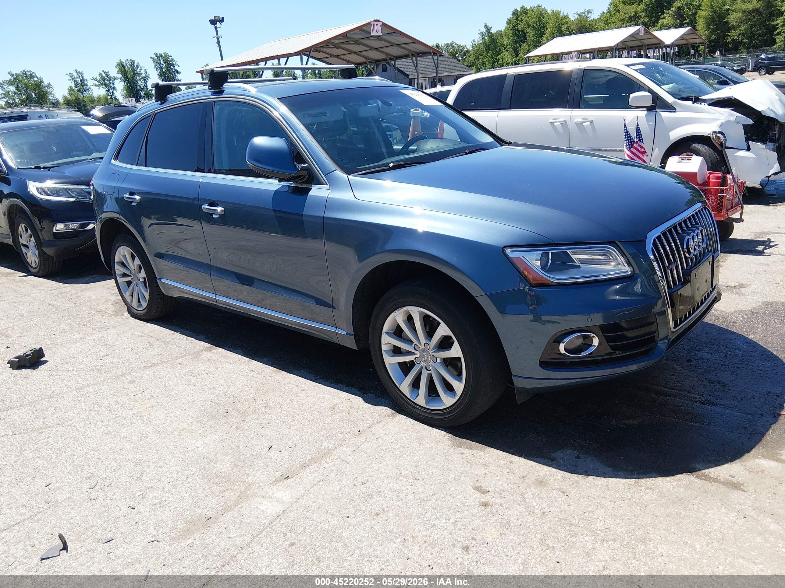 2016 Audi Q5 Premium Plus, VIN WA1L2AFP0GA043446 — Engine fire