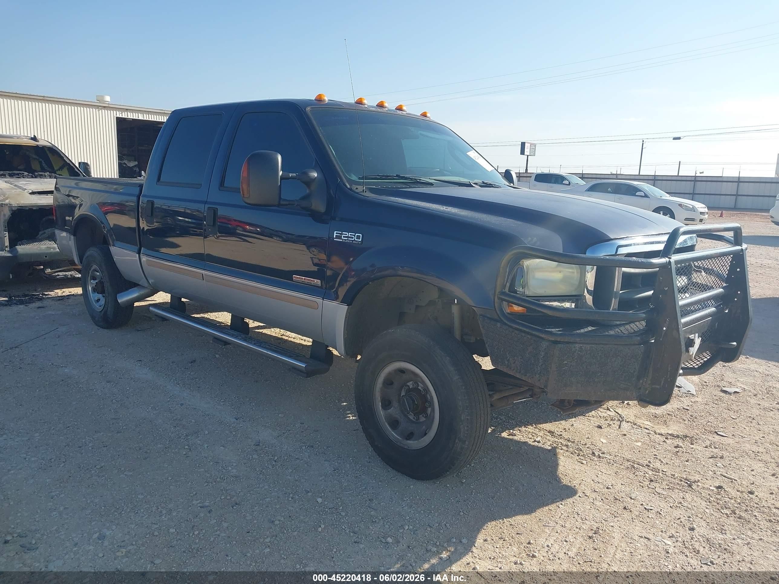 2004 Ford F-250 XL, VIN 1FTNW21P44ED57296 — Side