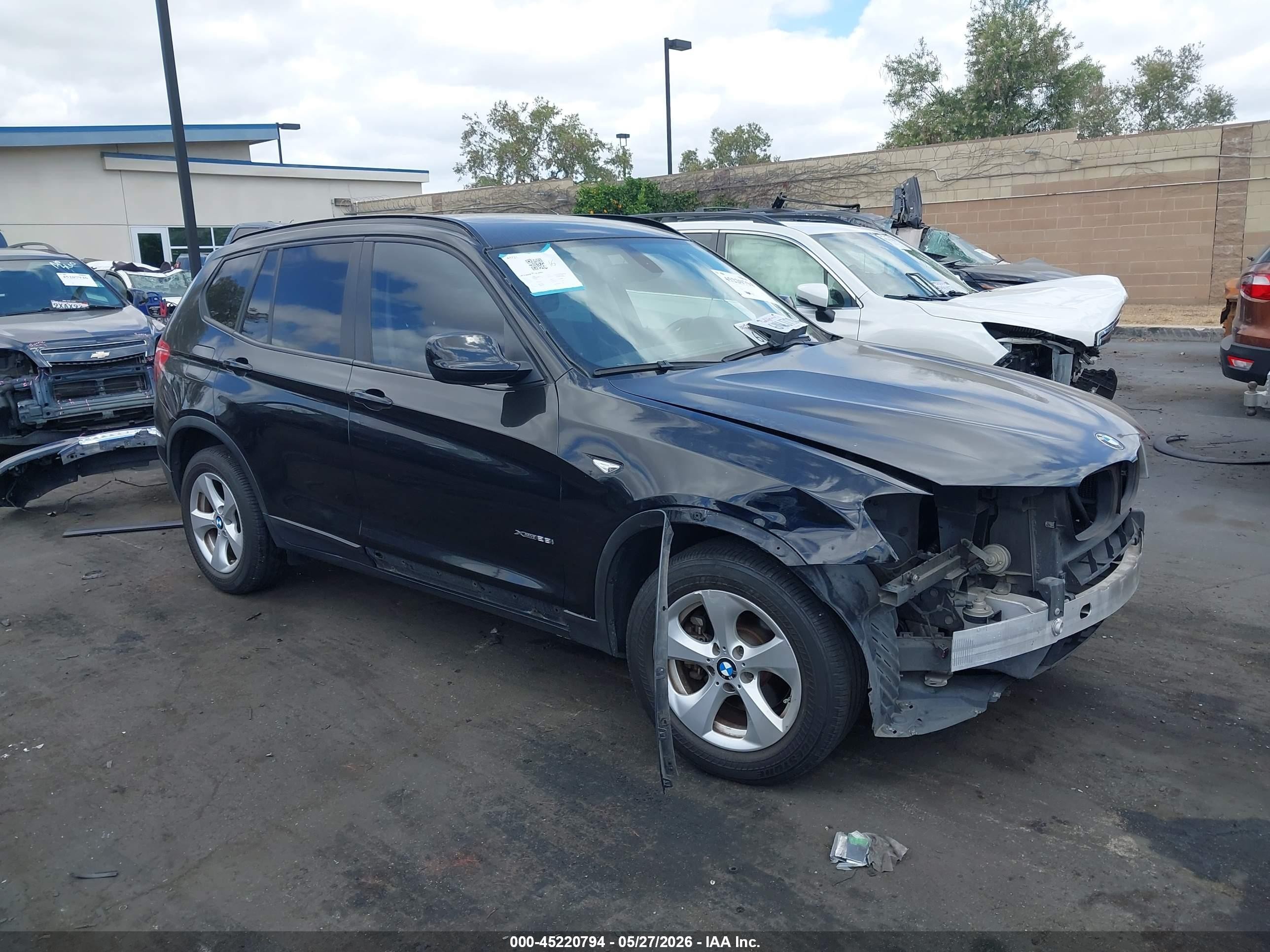 2012 BMW X3 28i, VIN 5UXWX5C5XCL722250 — Перед