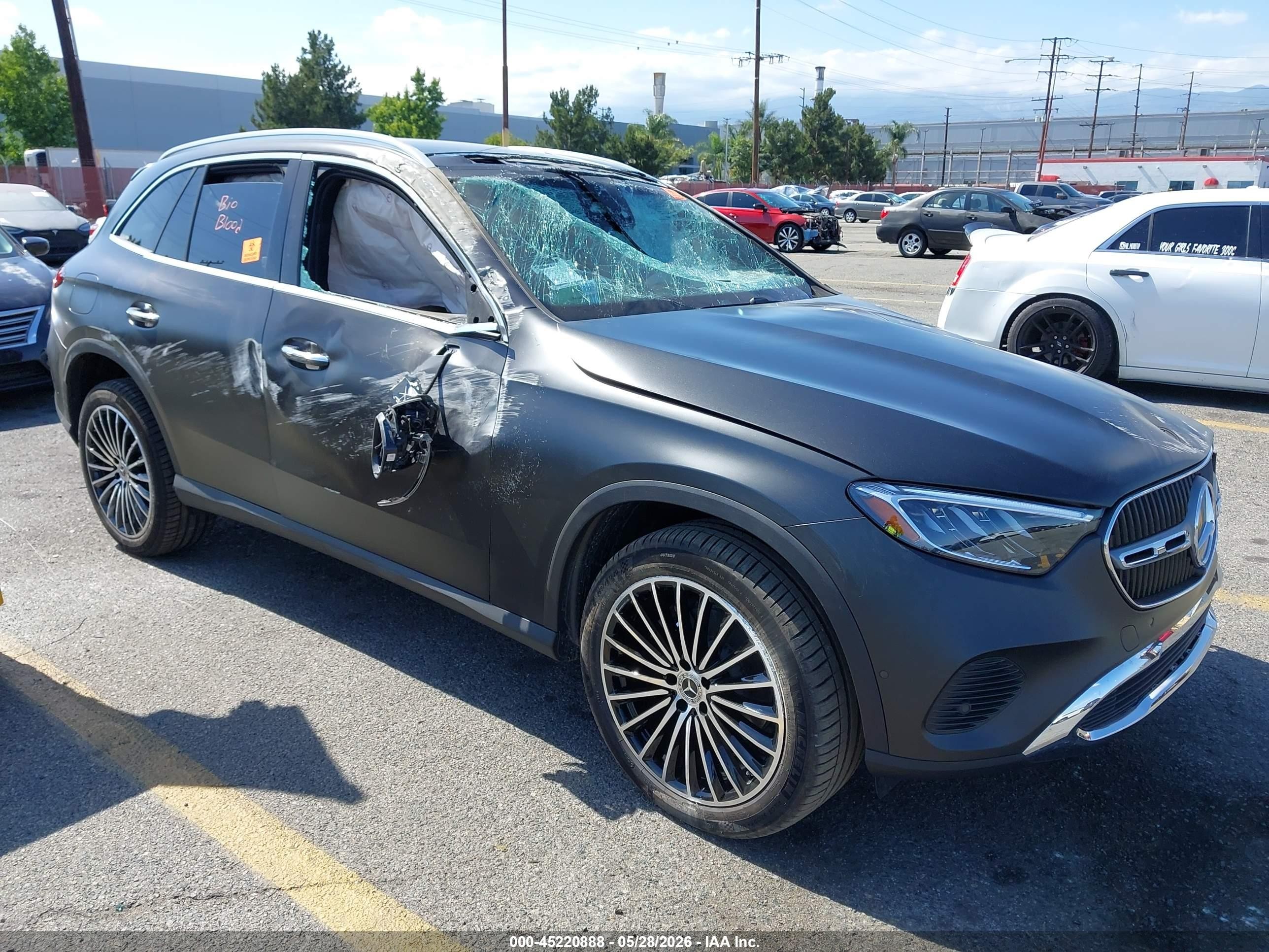 2026 Mercedes-Benz GLC 300, VIN W1NKM4GB1TF518768 — Front end