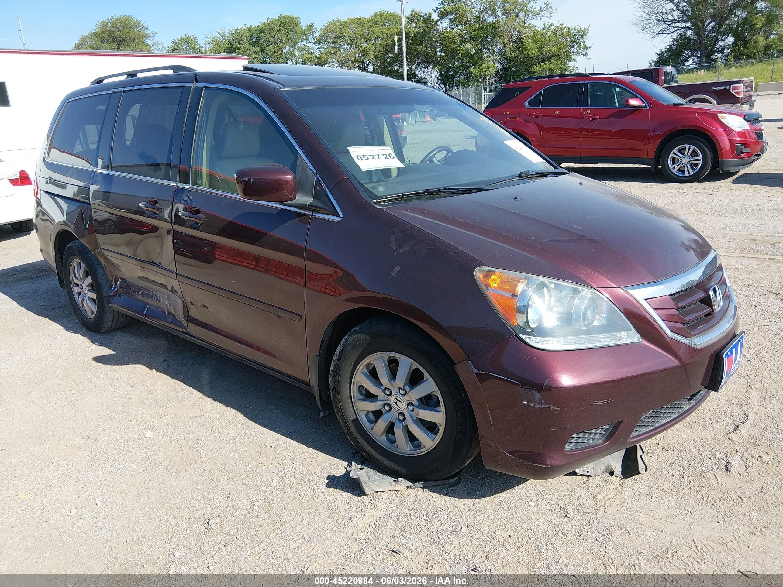 2009 Honda Odyssey EX-L, VIN 5FNRL38649B003541 — Бок