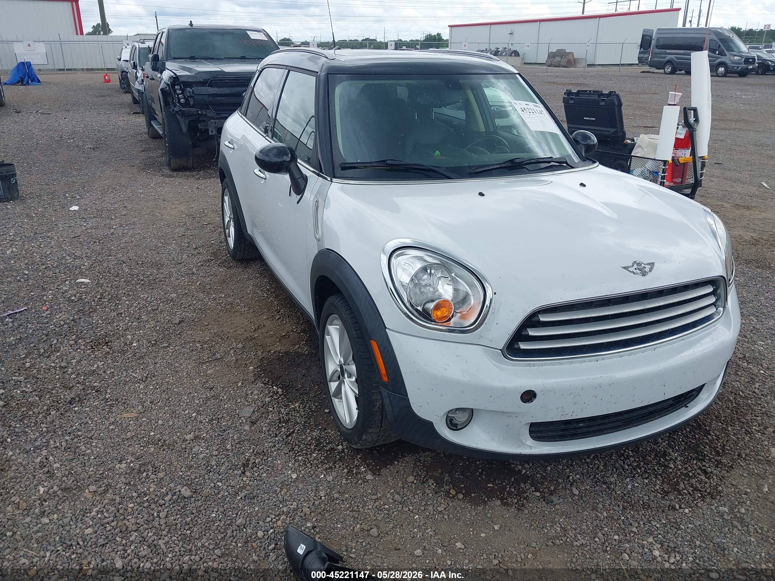 2011 MINI Countryman, VIN WMWZB3C5XBWM00283 — Not stated