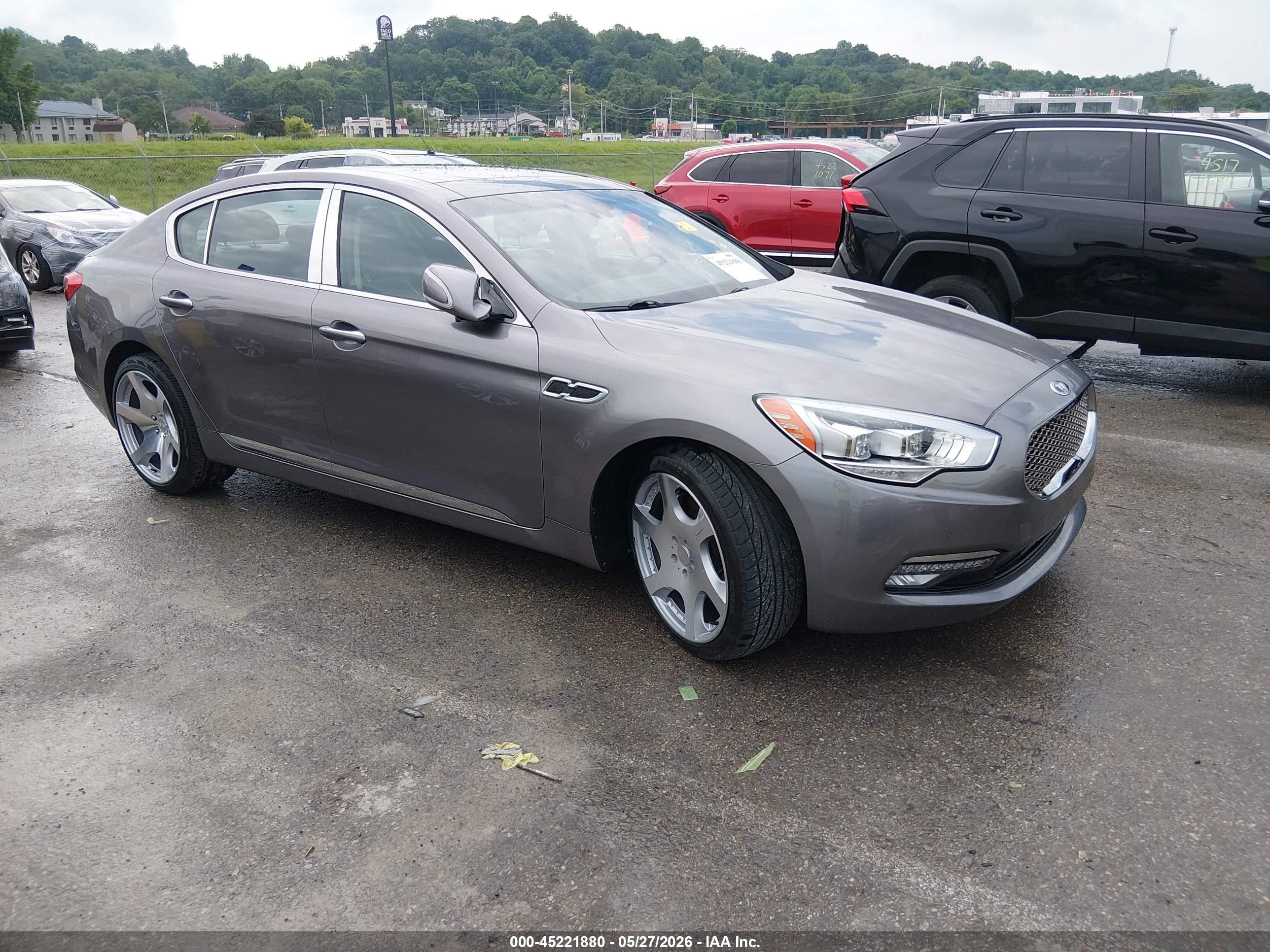 2015 Kia K900 Luxury, VIN KNALW4D46F6019879 — Front end