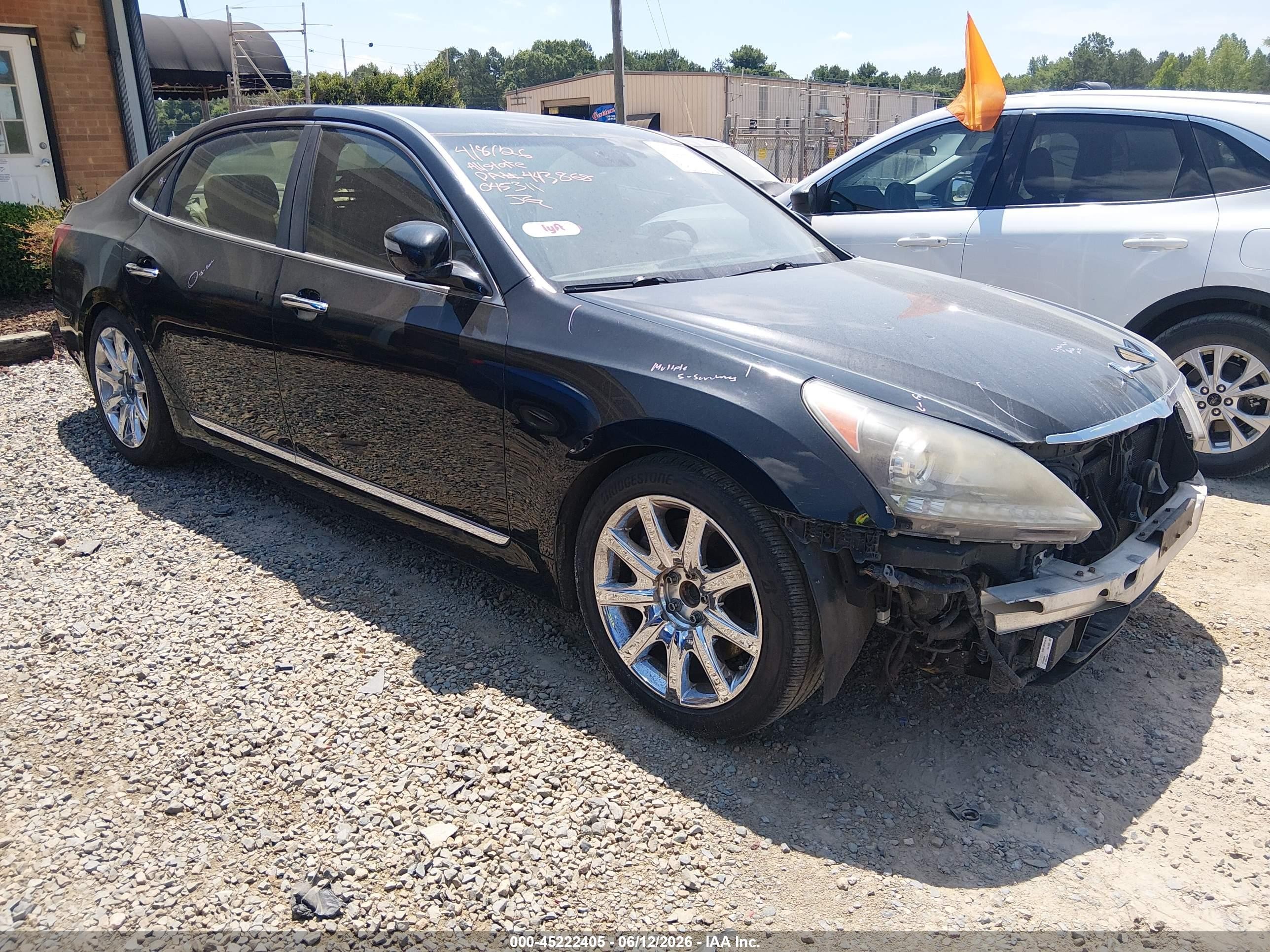 2012 Hyundai Equus Signature, VIN KMHGH4JH4CU045311 — Front end