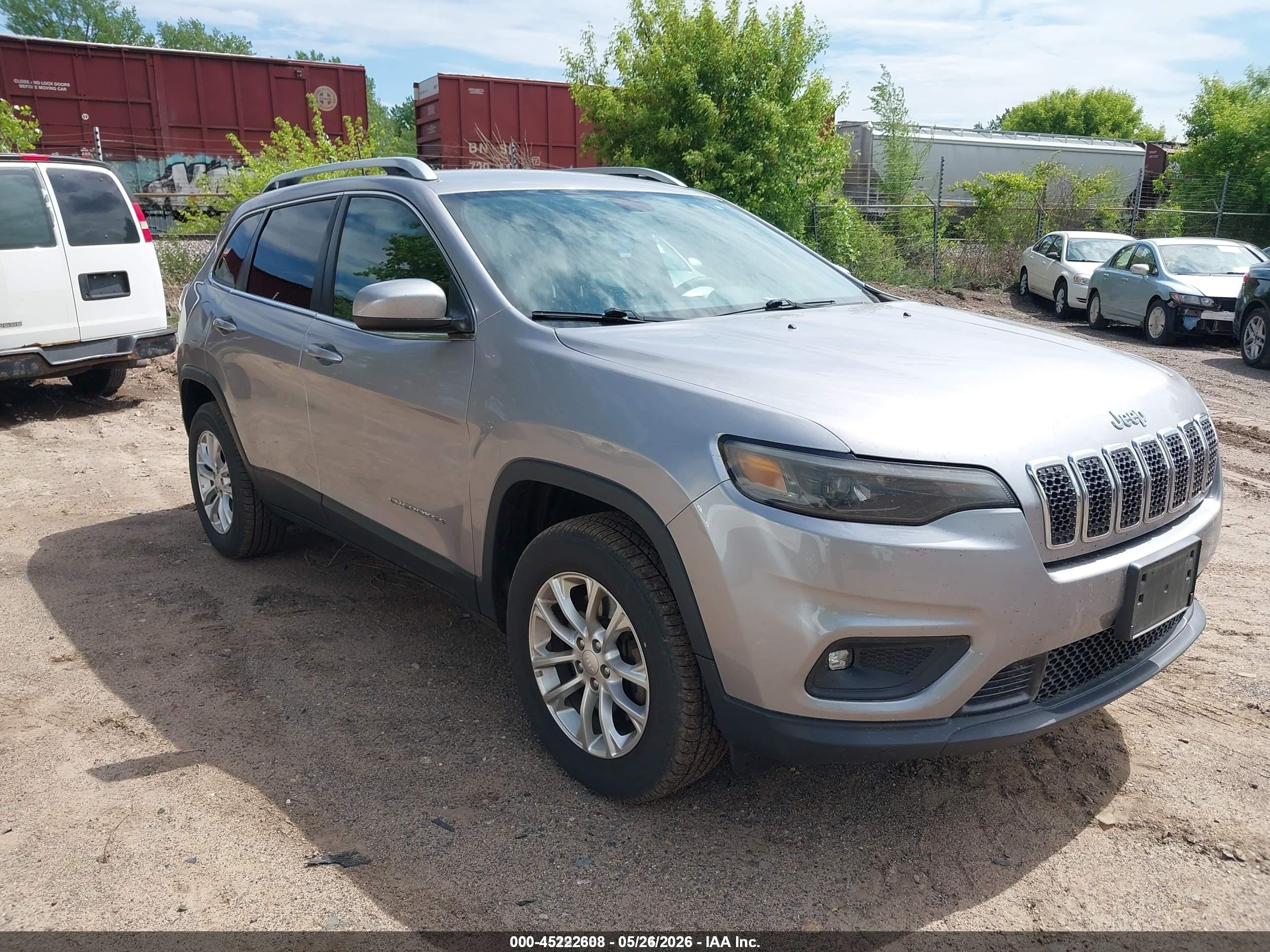2019 Jeep Cherokee Latitude, VIN 1C4PJMCB6KD341186 — Обычный износ