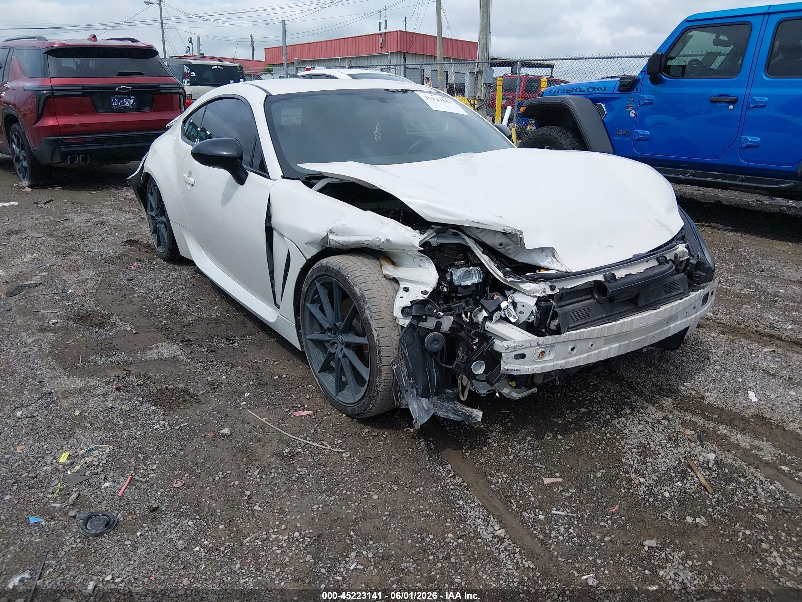 2022 Toyota 86 Premium, VIN JF1ZNBF15N8756569 — Front end