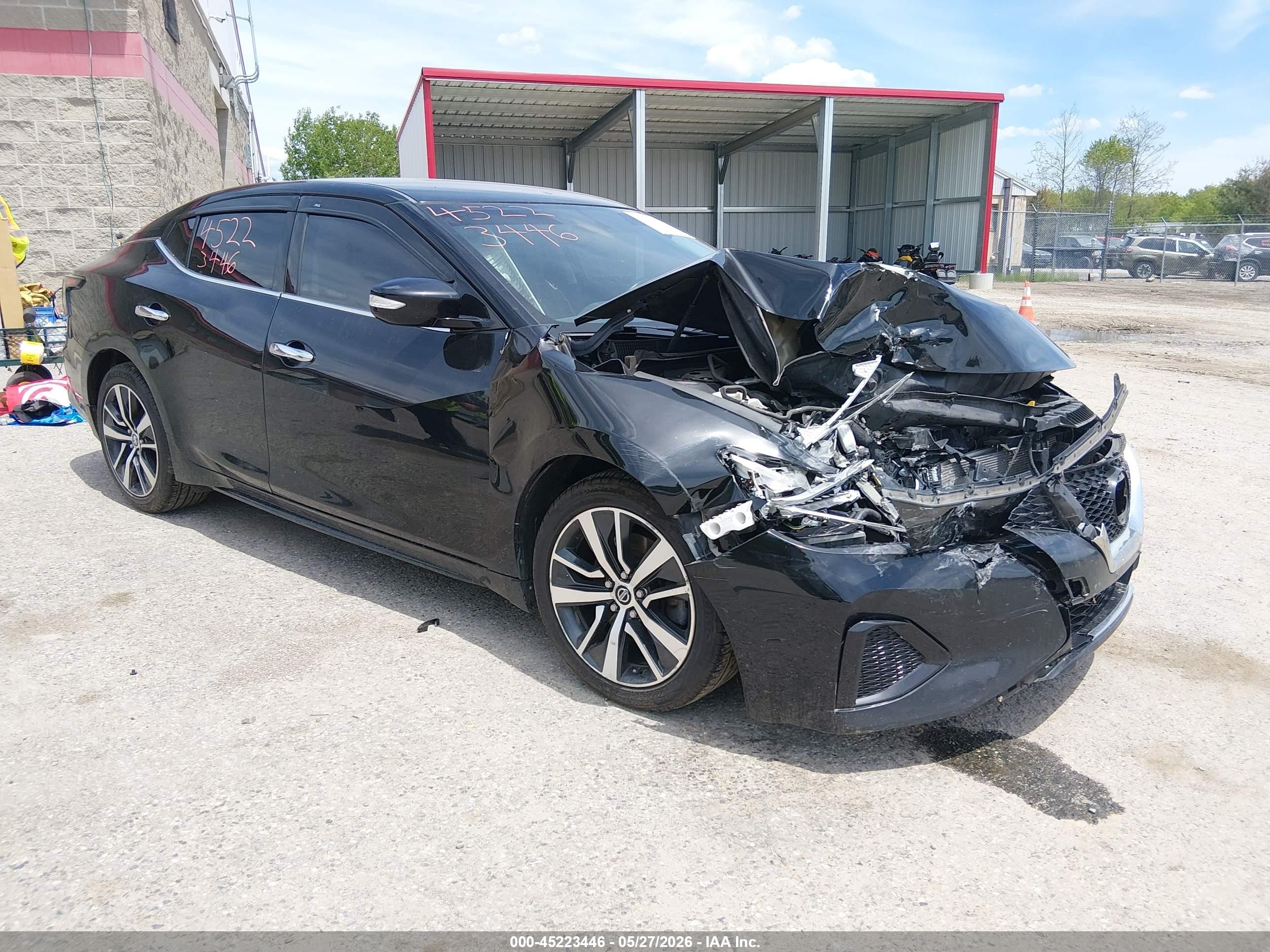 2019 Nissan Maxima S, VIN 1N4AA6AV5KC375839 — Front end
