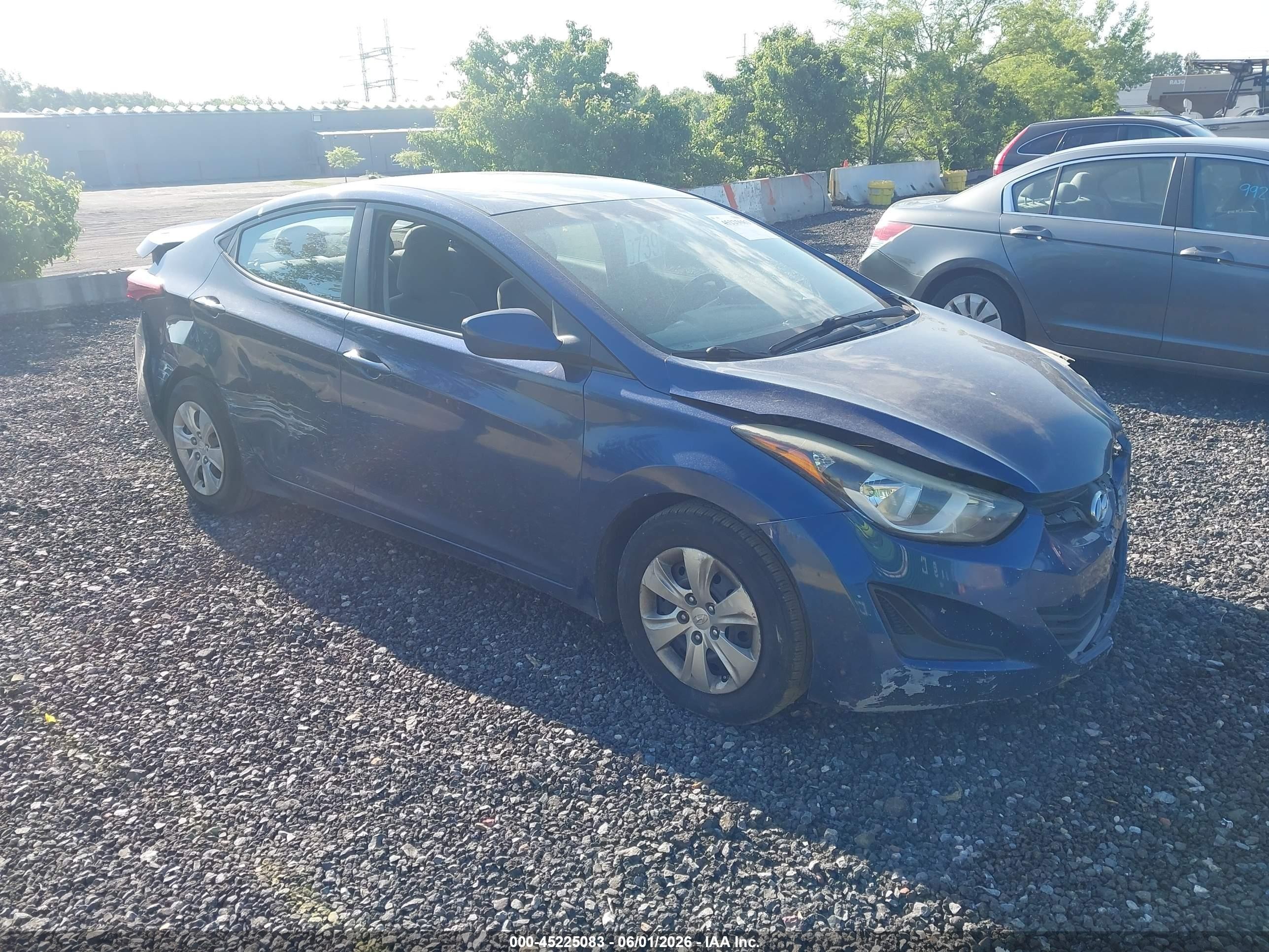 2016 Hyundai Elantra SE, VIN 5NPDH4AE7GH739617 — All over