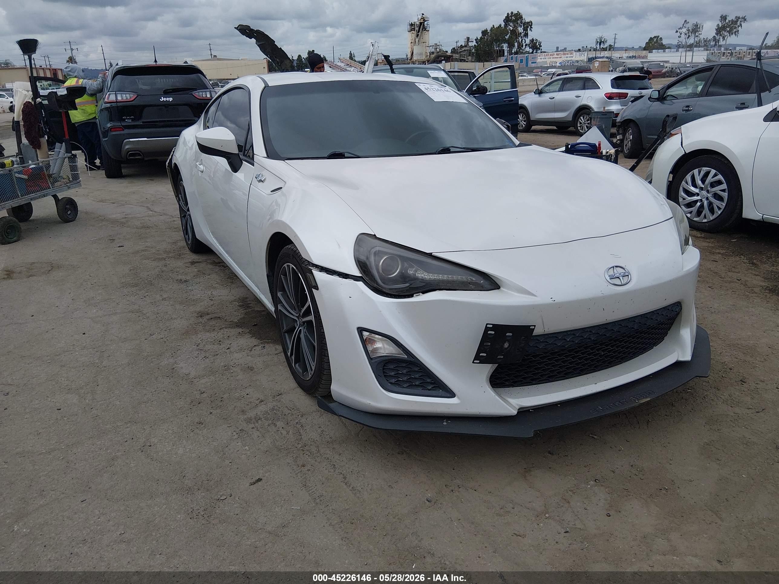 2013 Scion FR-S, VIN JF1ZNAA12D2719210 — Rear end