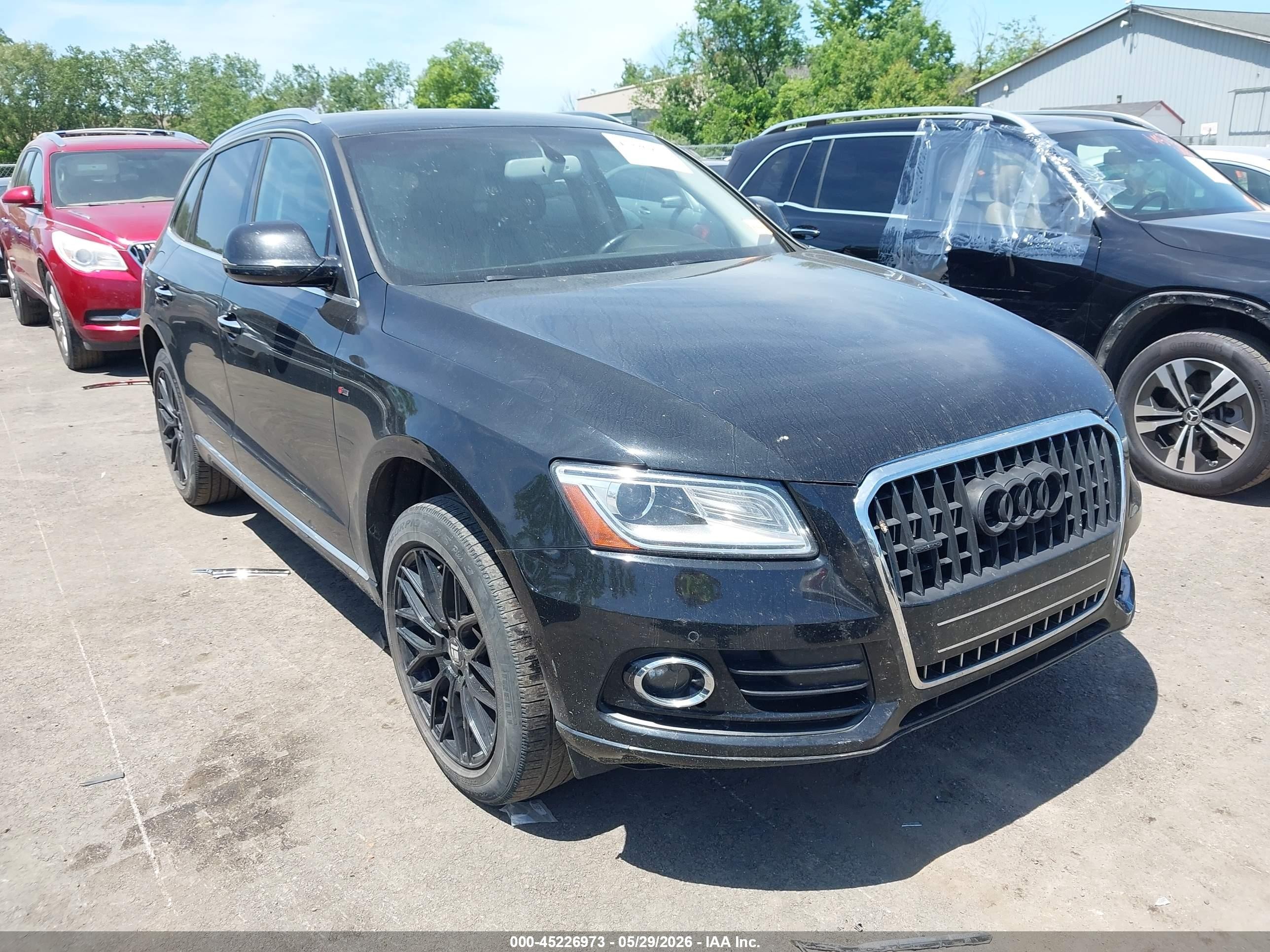 2016 Audi Q5 Premium Plus, VIN WA1L2AFP6GA067301 — Front end