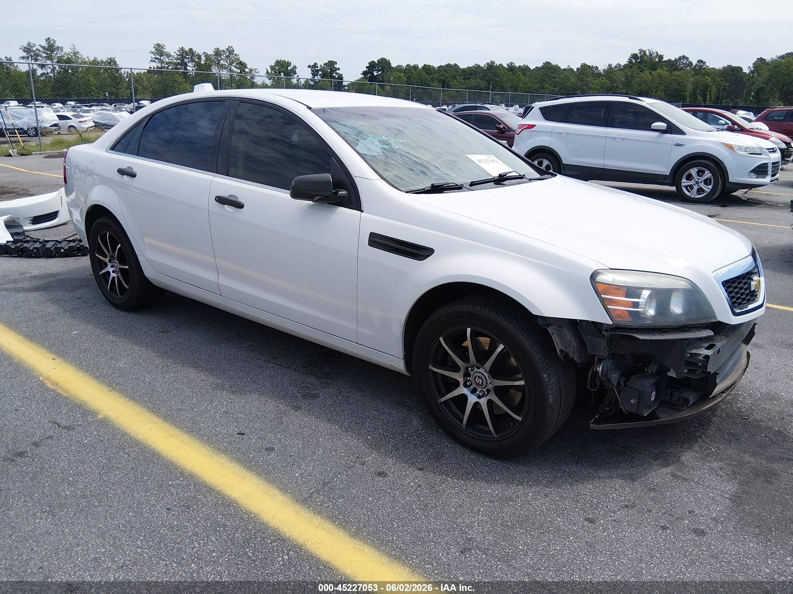 2013 Chevrolet Caprice Police Police, VIN 6G1MK5U2XDL827119 — Front end