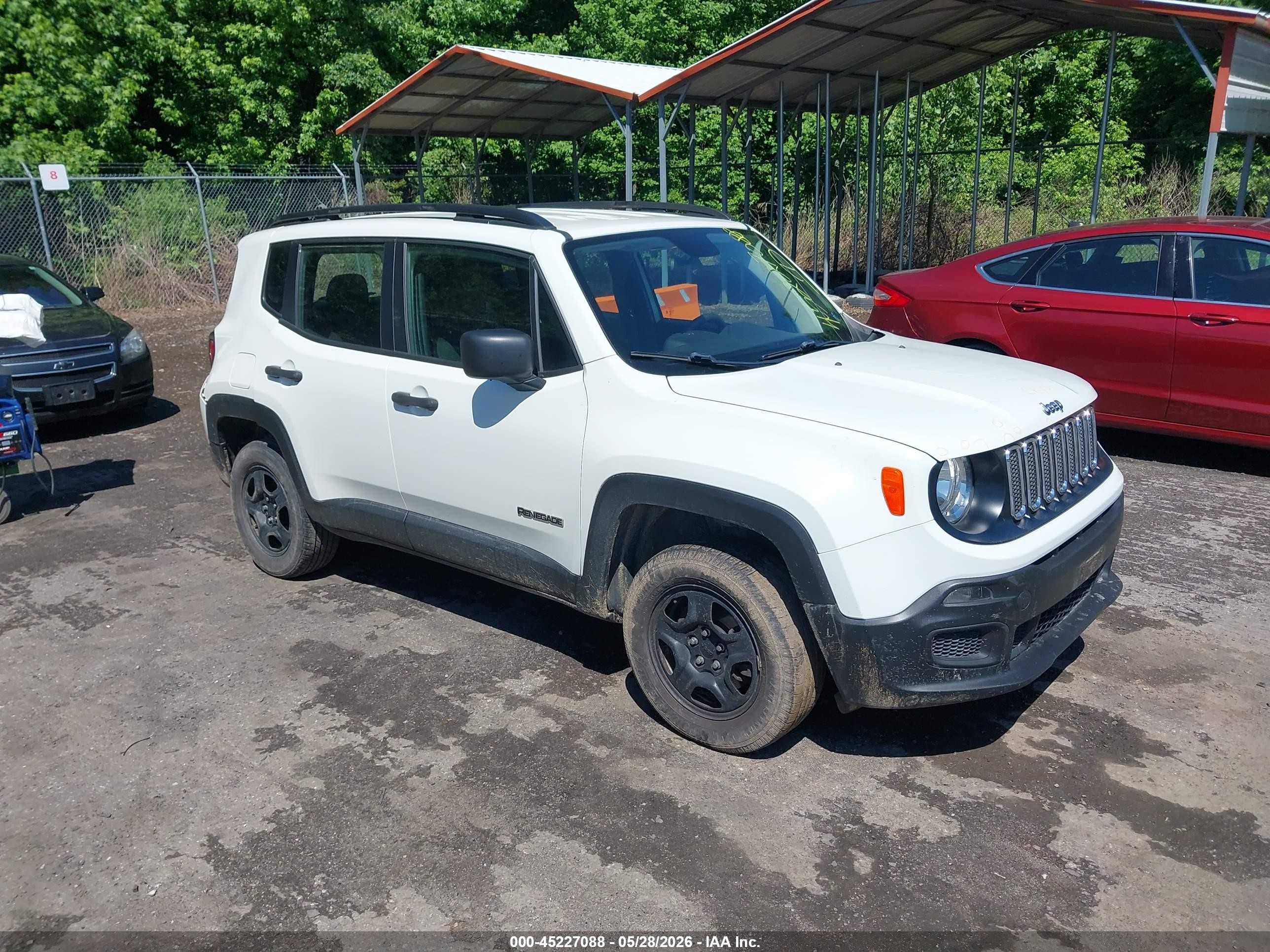 2018 Jeep Renegade Sport, VIN ZACCJBAB8JPJ50548 — Rear end