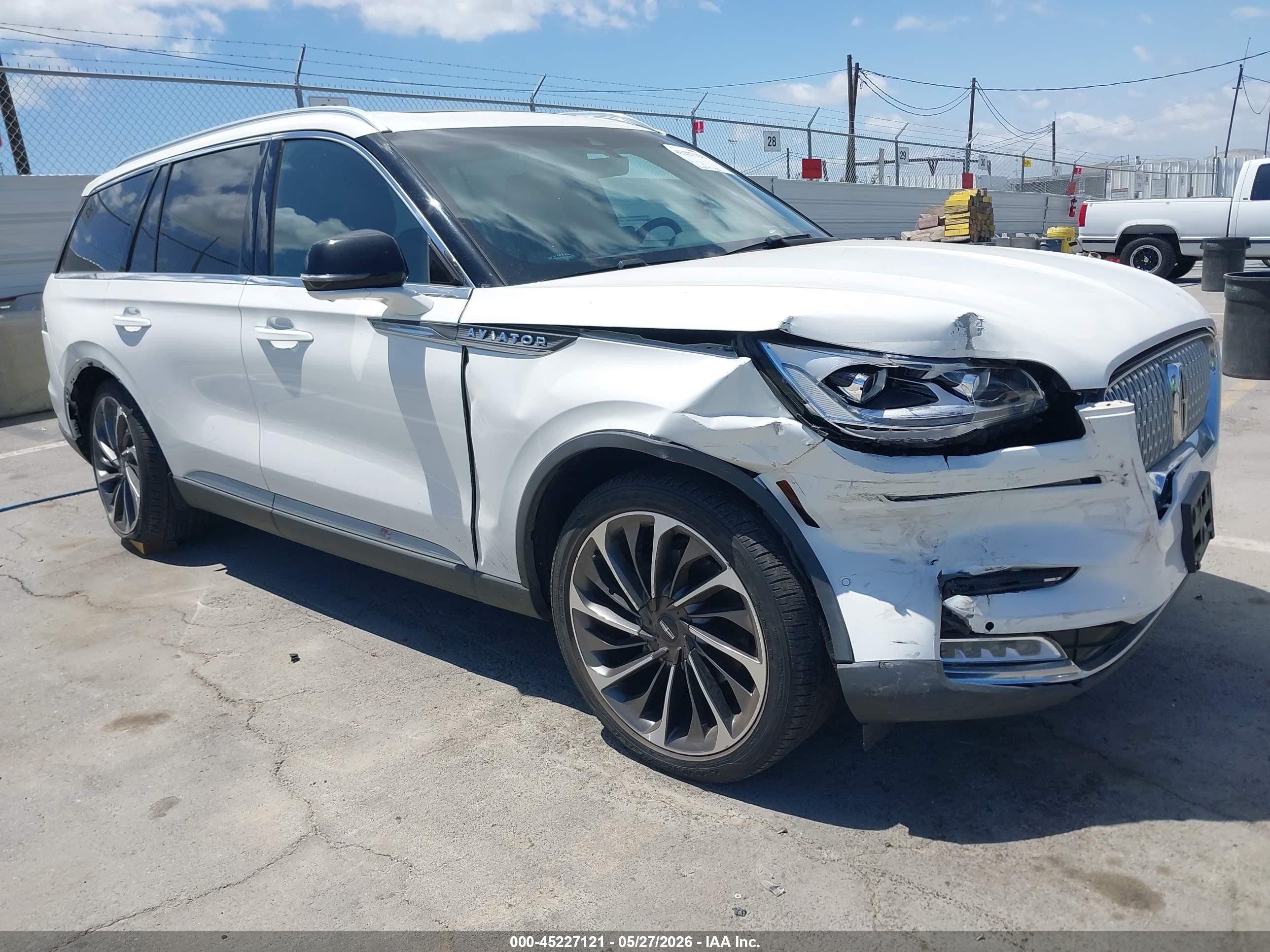 2021 Lincoln Aviator Reserve, VIN 5LM5J7XC8MGL11984 — All over