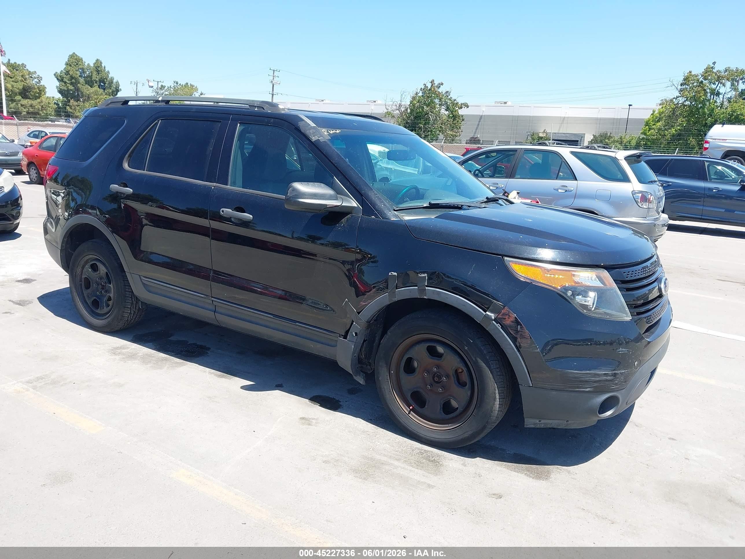 2013 Ford Police Interceptor Utility, VIN 1FM5K8AR2DGA68823 — Normal wear