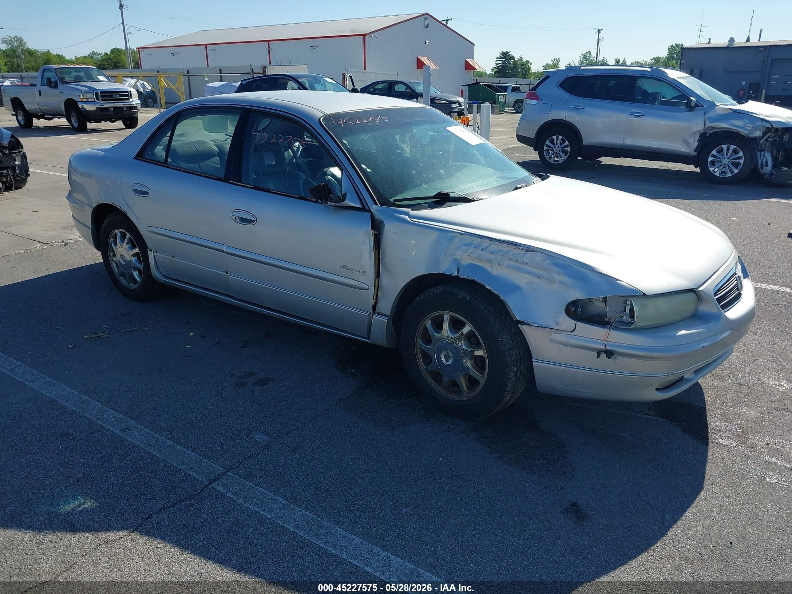 2000 Buick Regal LS, VIN 2G4WB55K7Y1203815 — Бок