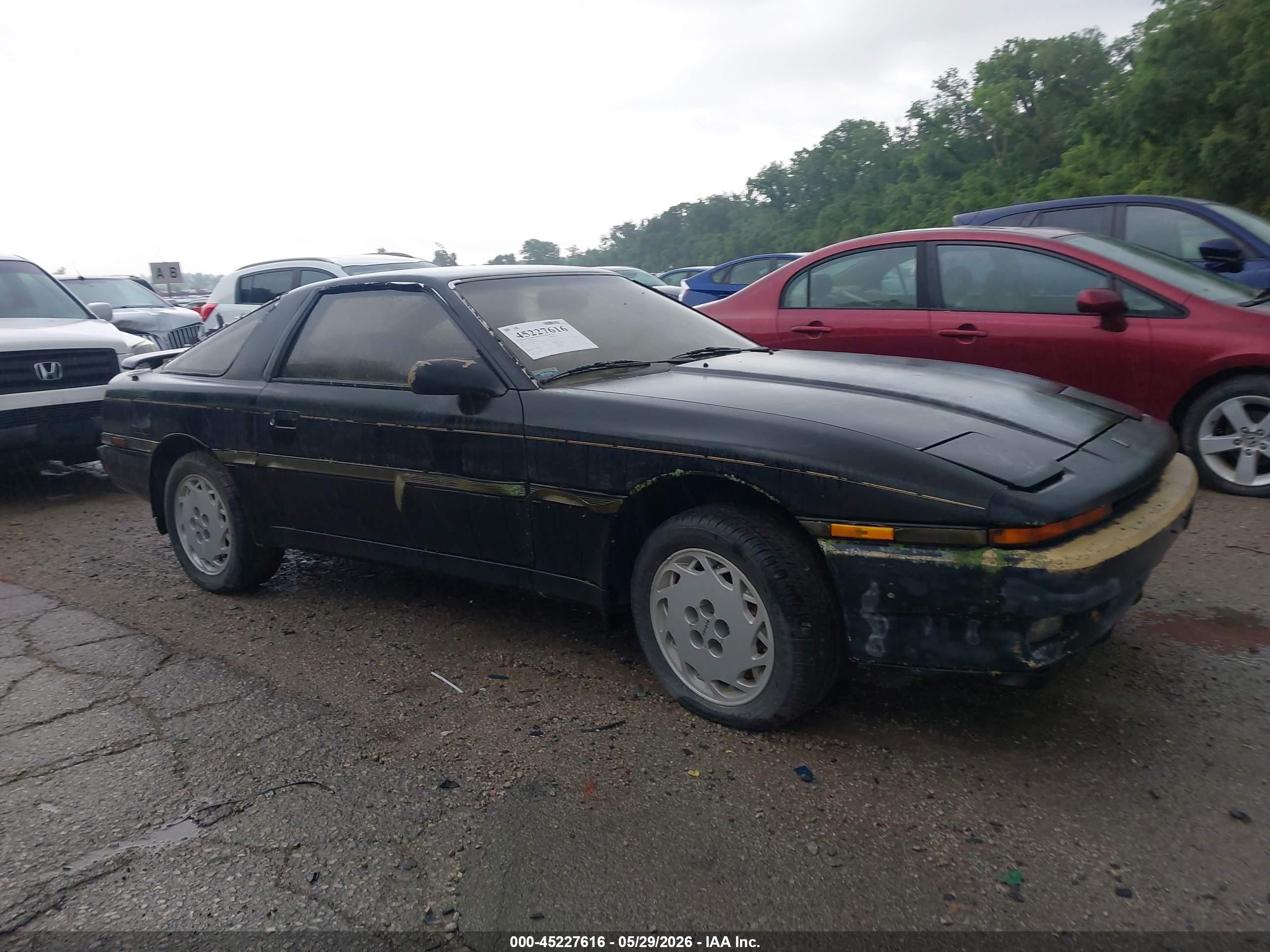 1986 Toyota Supra, VIN JT2MA70L0G0011018 — Front end