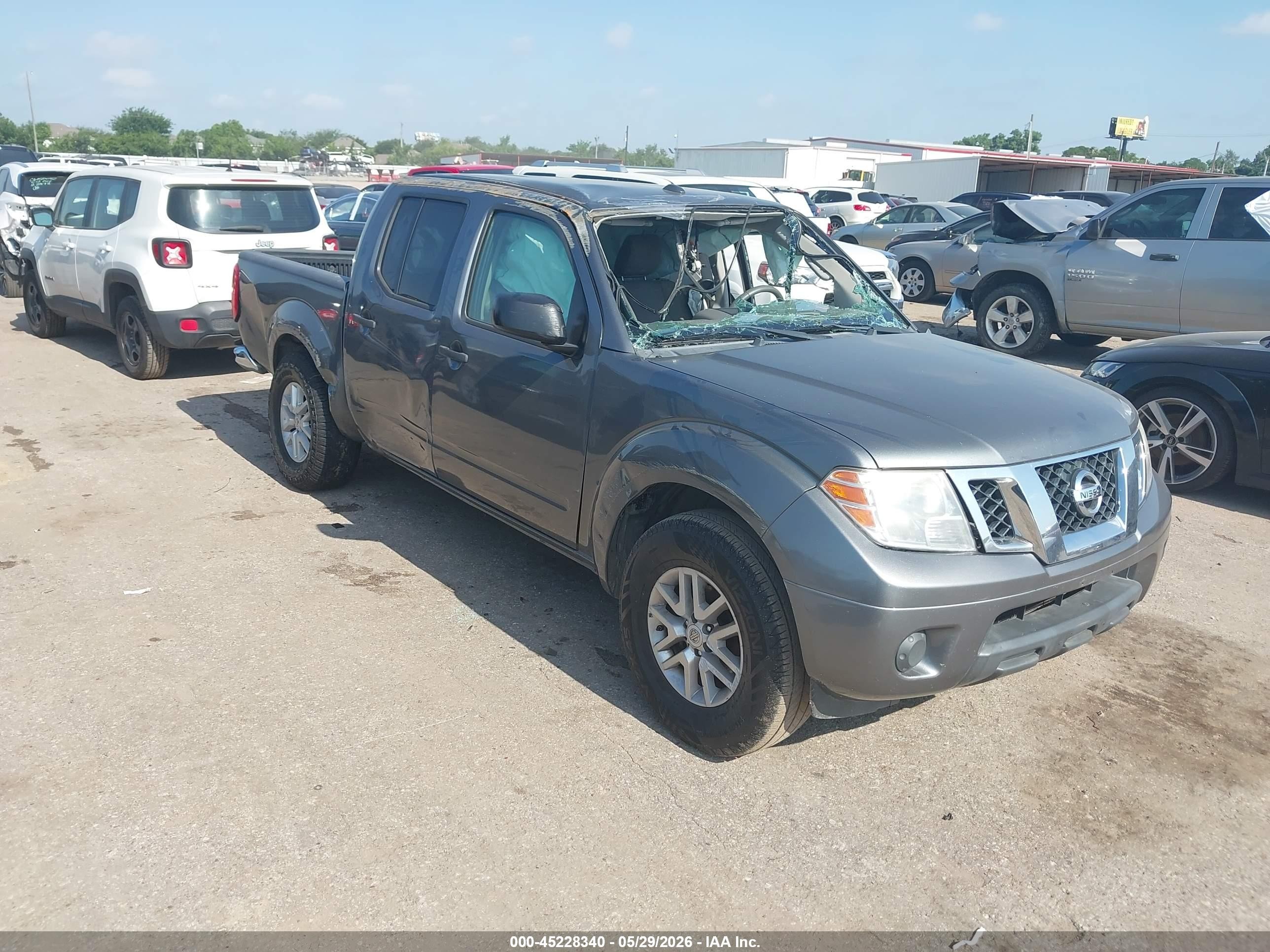 2017 Nissan Frontier SV, VIN 1N6AD0ER9HN722675 — Rollover