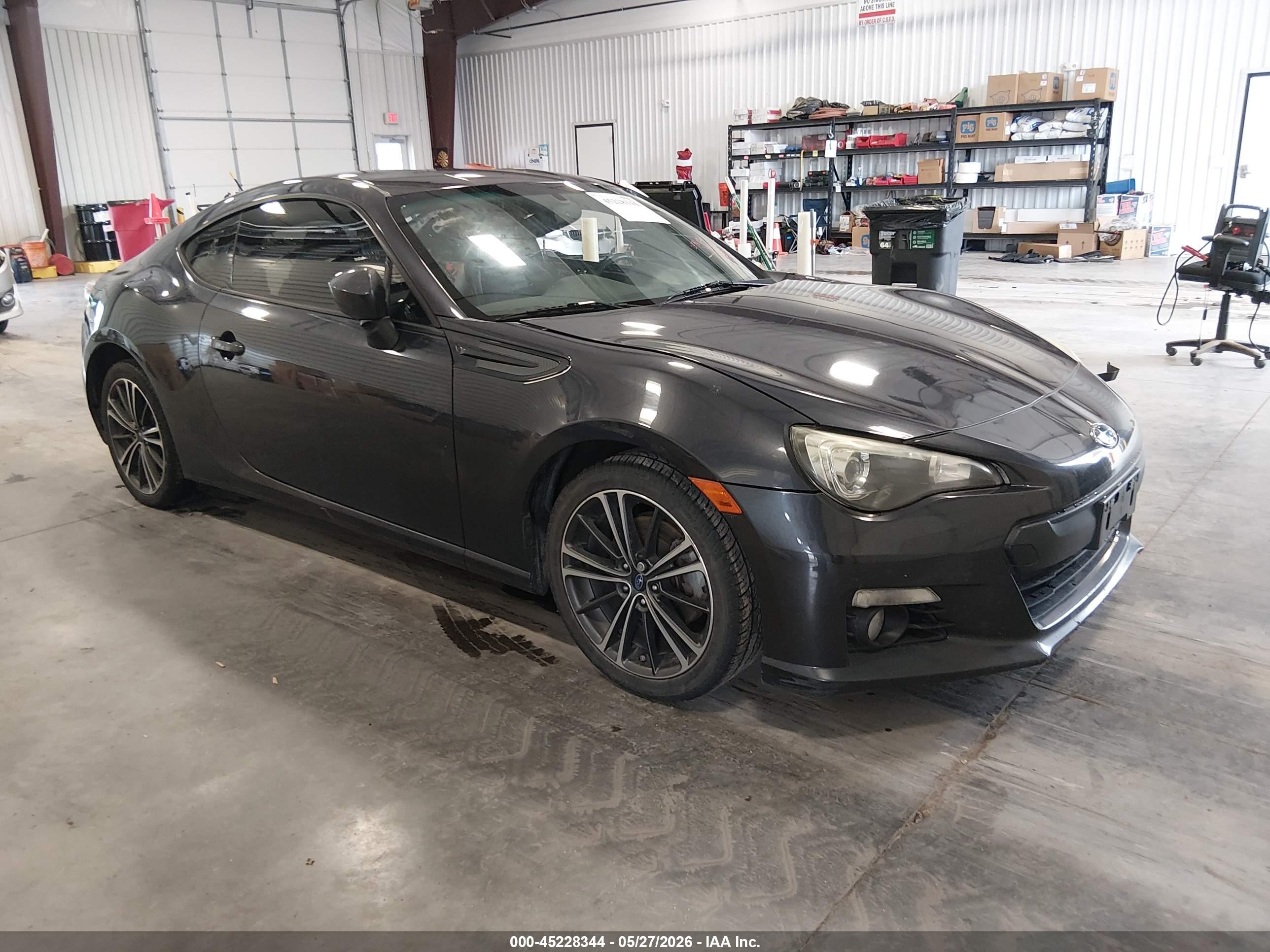 2014 Subaru BRZ Limited, VIN JF1ZCAC14E9604927 — Rear end