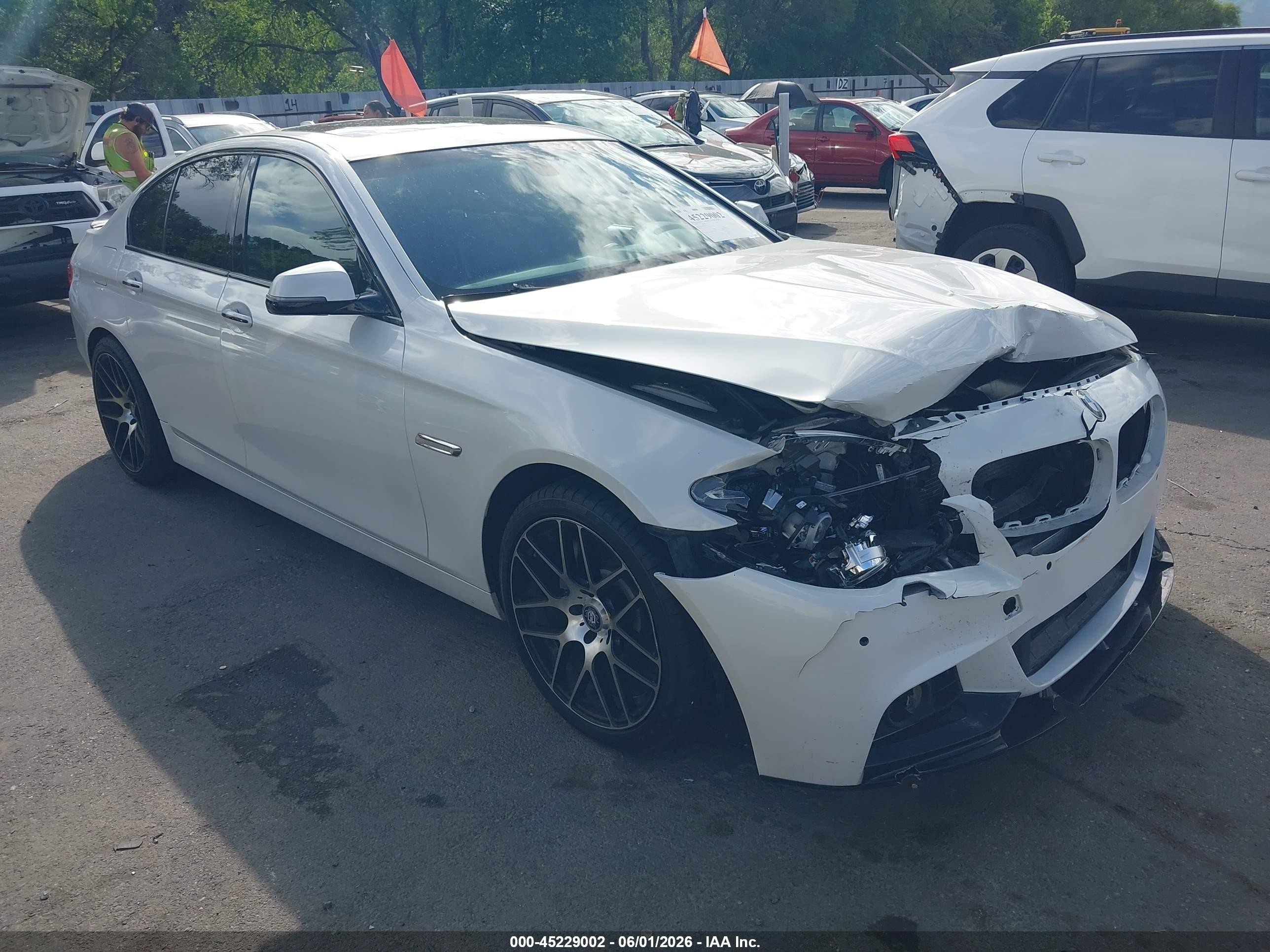 2016 BMW 5 Series 535i, VIN WBA5B1C55GG131792 — Front end