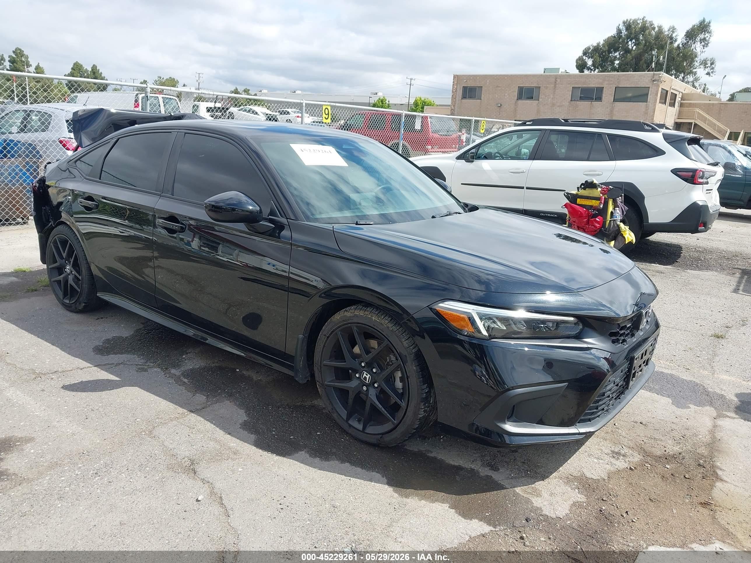 2022 Honda Civic Si, VIN 2HGFE1E54NH477346 — Rear end