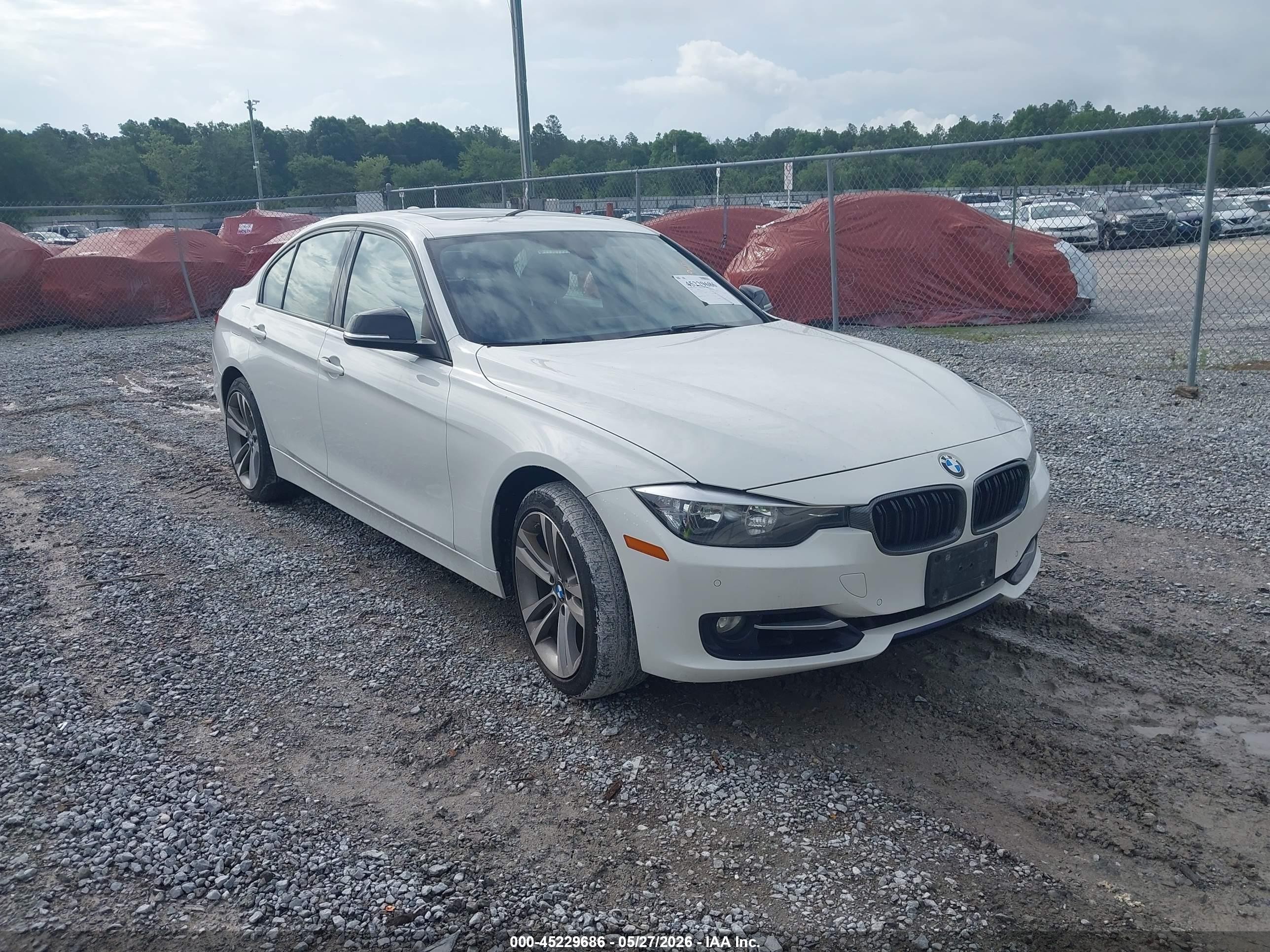 2015 BMW 3 Series 328i xDrive, VIN WBA3B3G57FNT17356 — Normal wear