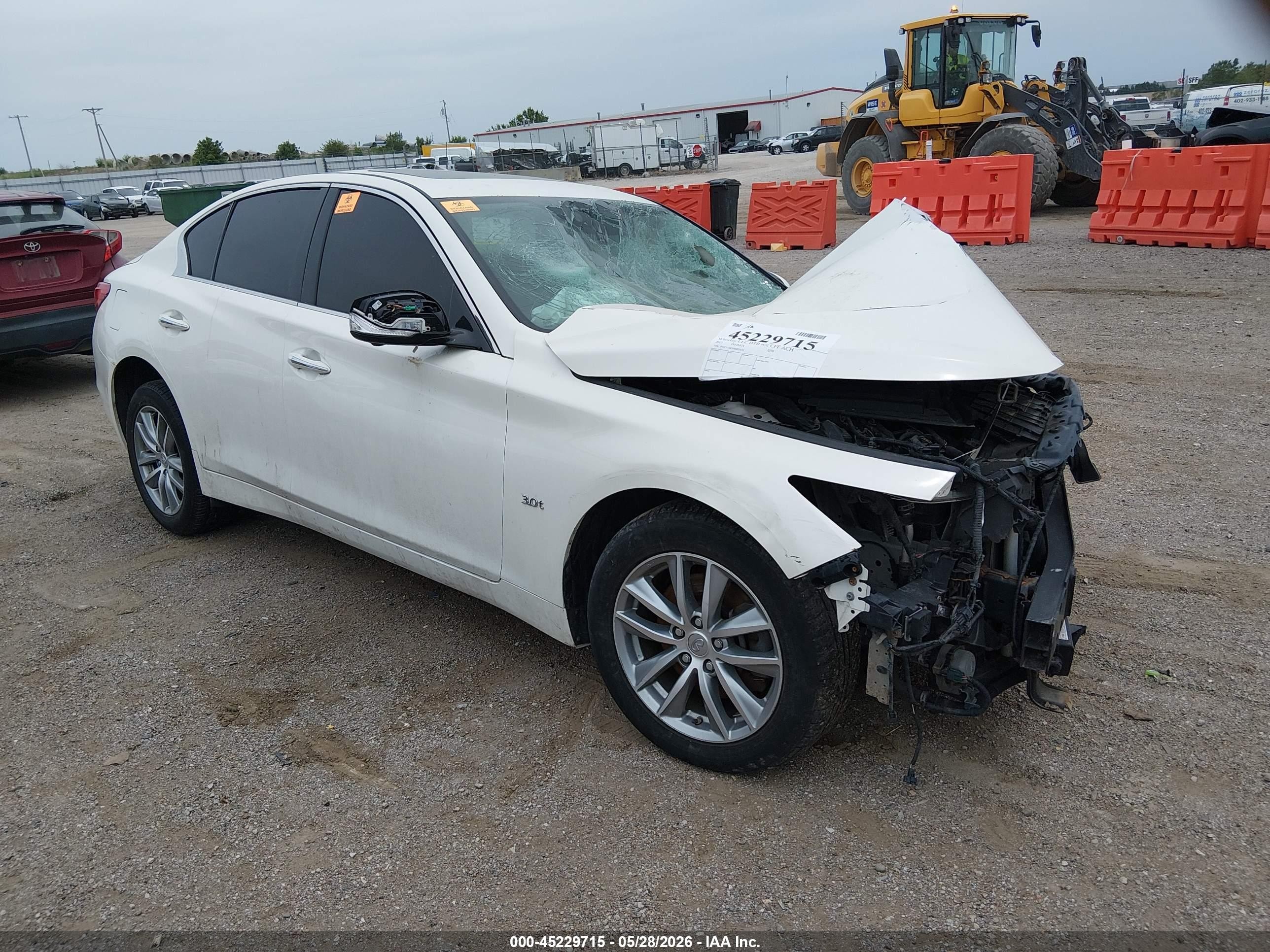 2017 Infiniti Q50 Sport, VIN JN1EV7AR3HM831674 — Normal wear