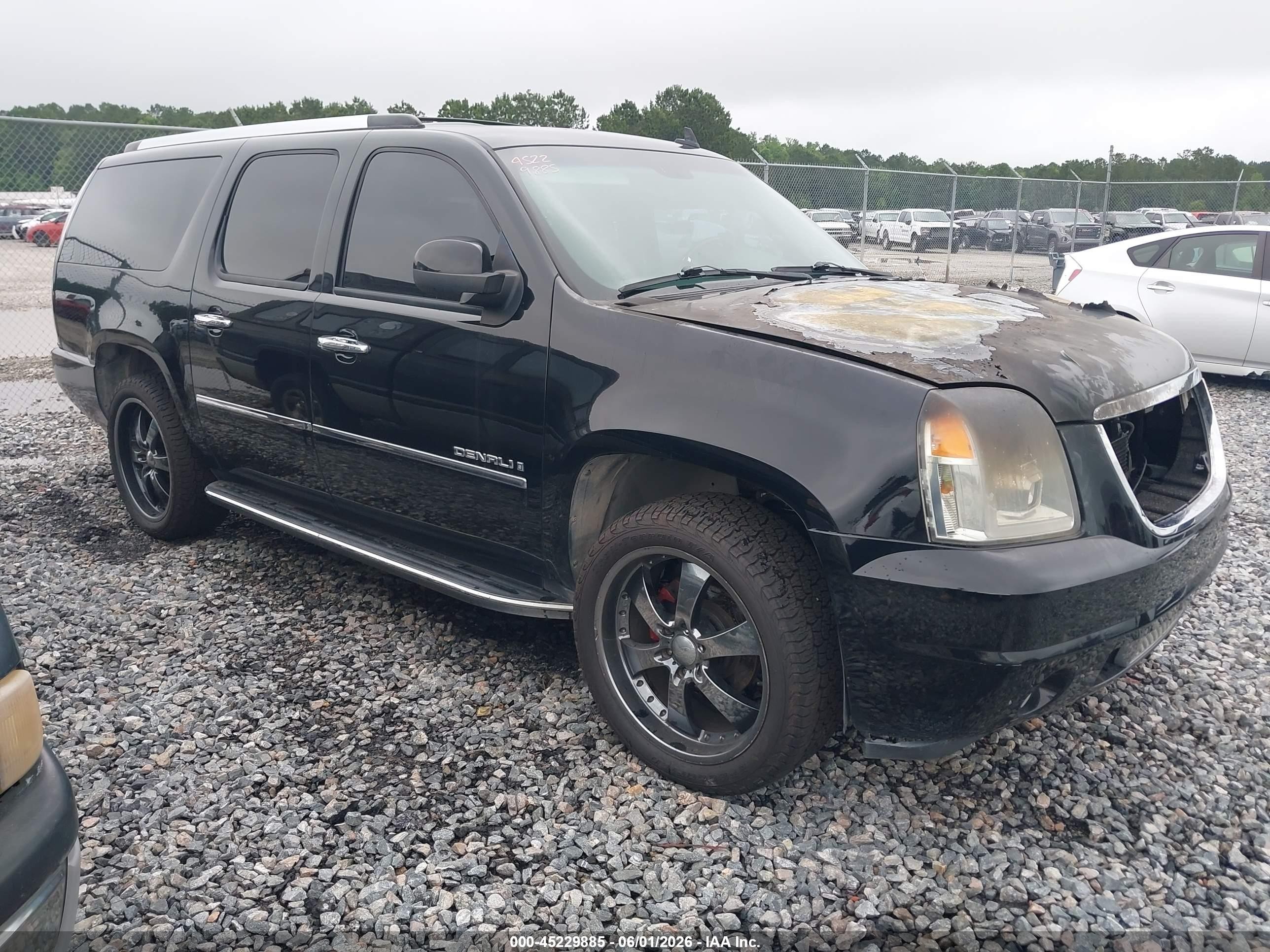 2009 GMC Yukon XL, VIN 1GKFK06269R240163 — Engine fire