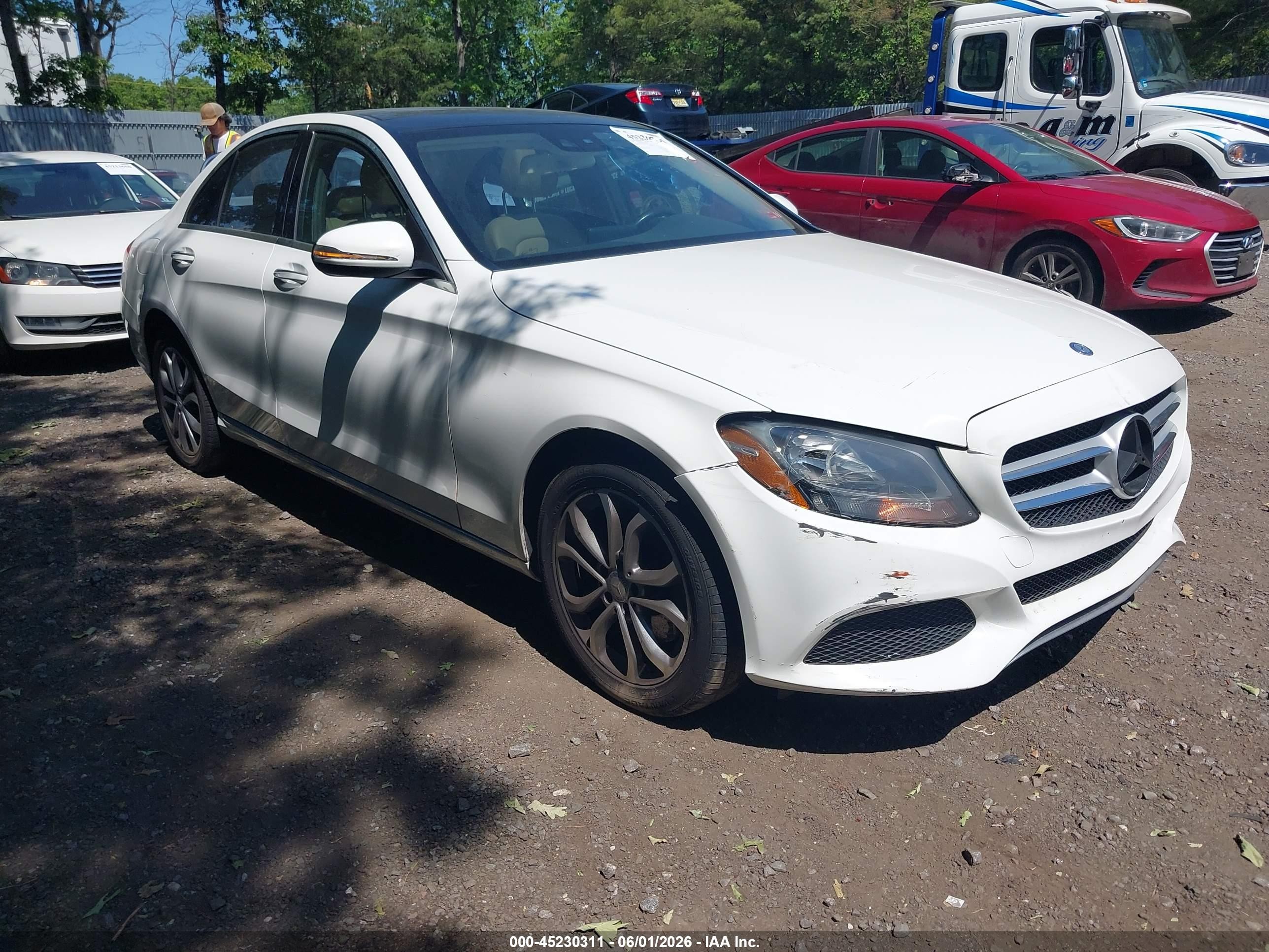 2017 Mercedes-Benz C 300, VIN 55SWF4KB1HU206728 — Изъятие за долги