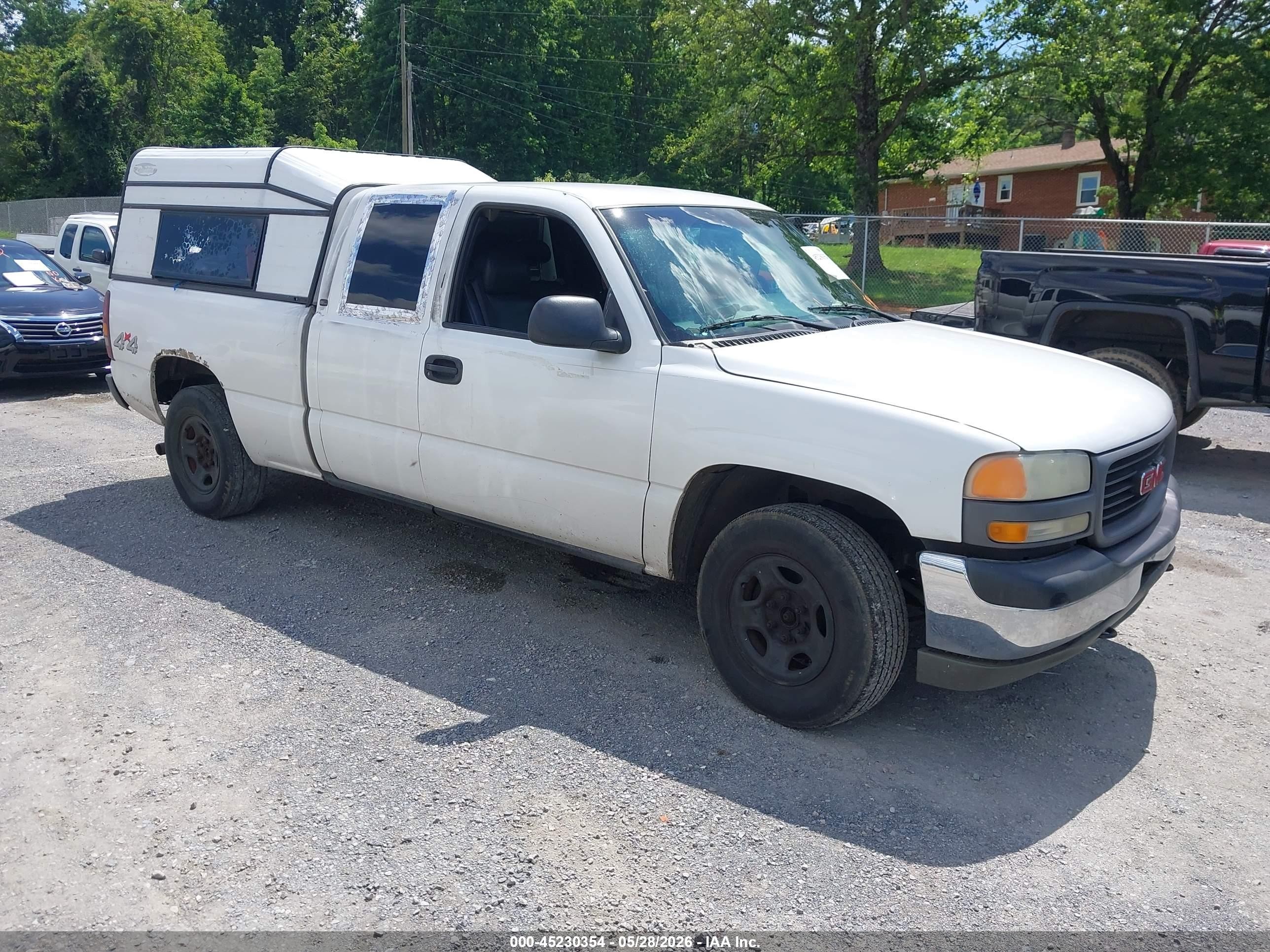 2001 GMC Sierra 1500 Work Truck, VIN 1GTEK19V81Z319423 — Repossession