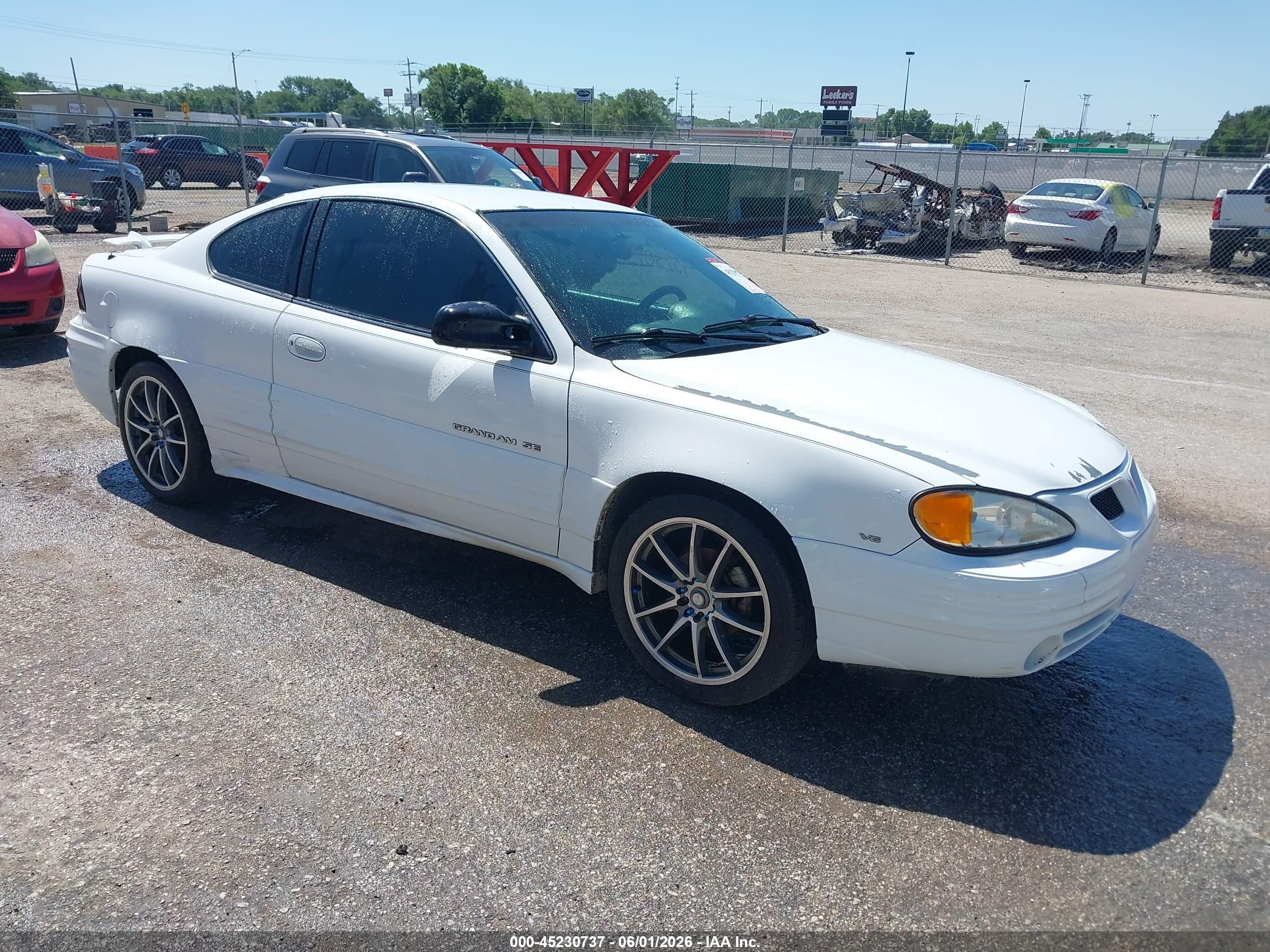 2000 Pontiac Grand Am, VIN 1G2NG12E0YM731343 — Rear end