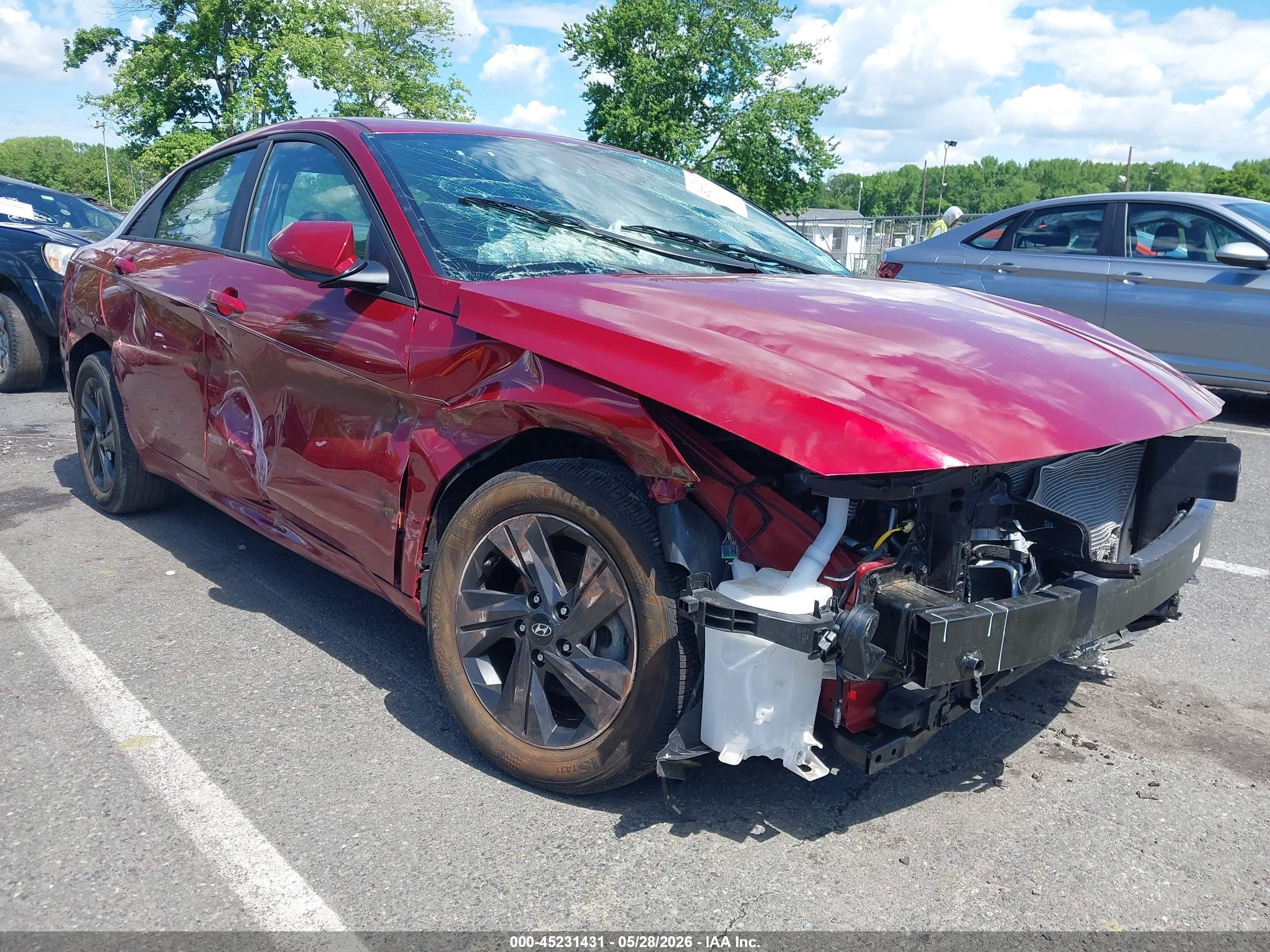 2023 Hyundai Elantra SEL, VIN KMHLM4AGXPU634077 — Front end