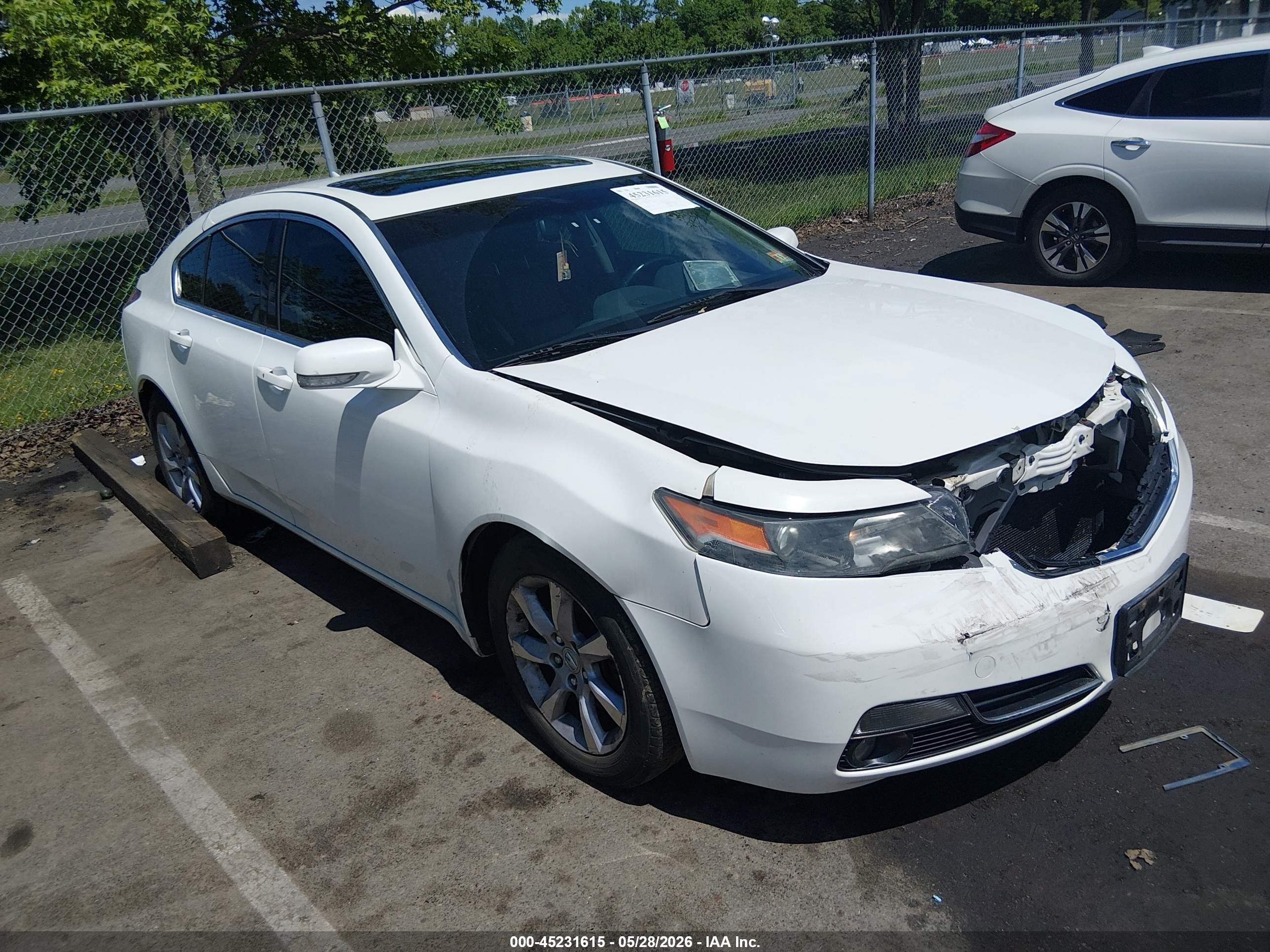 2013 Acura TL Technology, VIN 19UUA8F59DA016666 — Front end