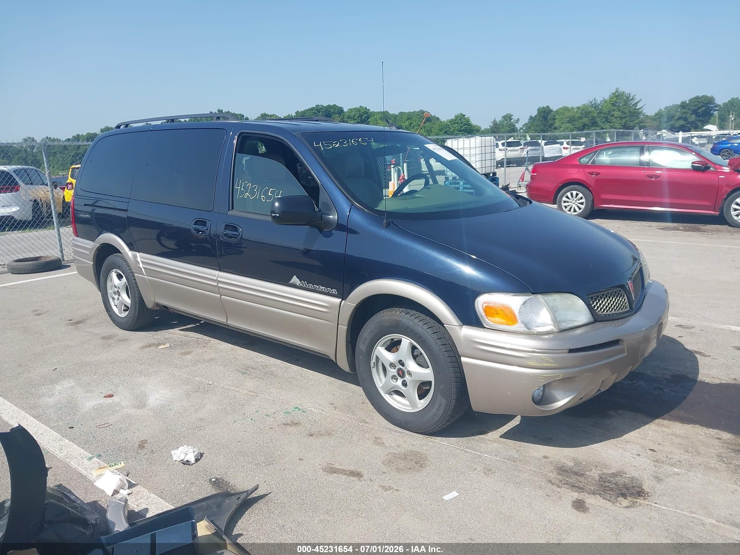 2004 Pontiac Montana 1SA, VIN 1GMDX03E34D165703 — Side