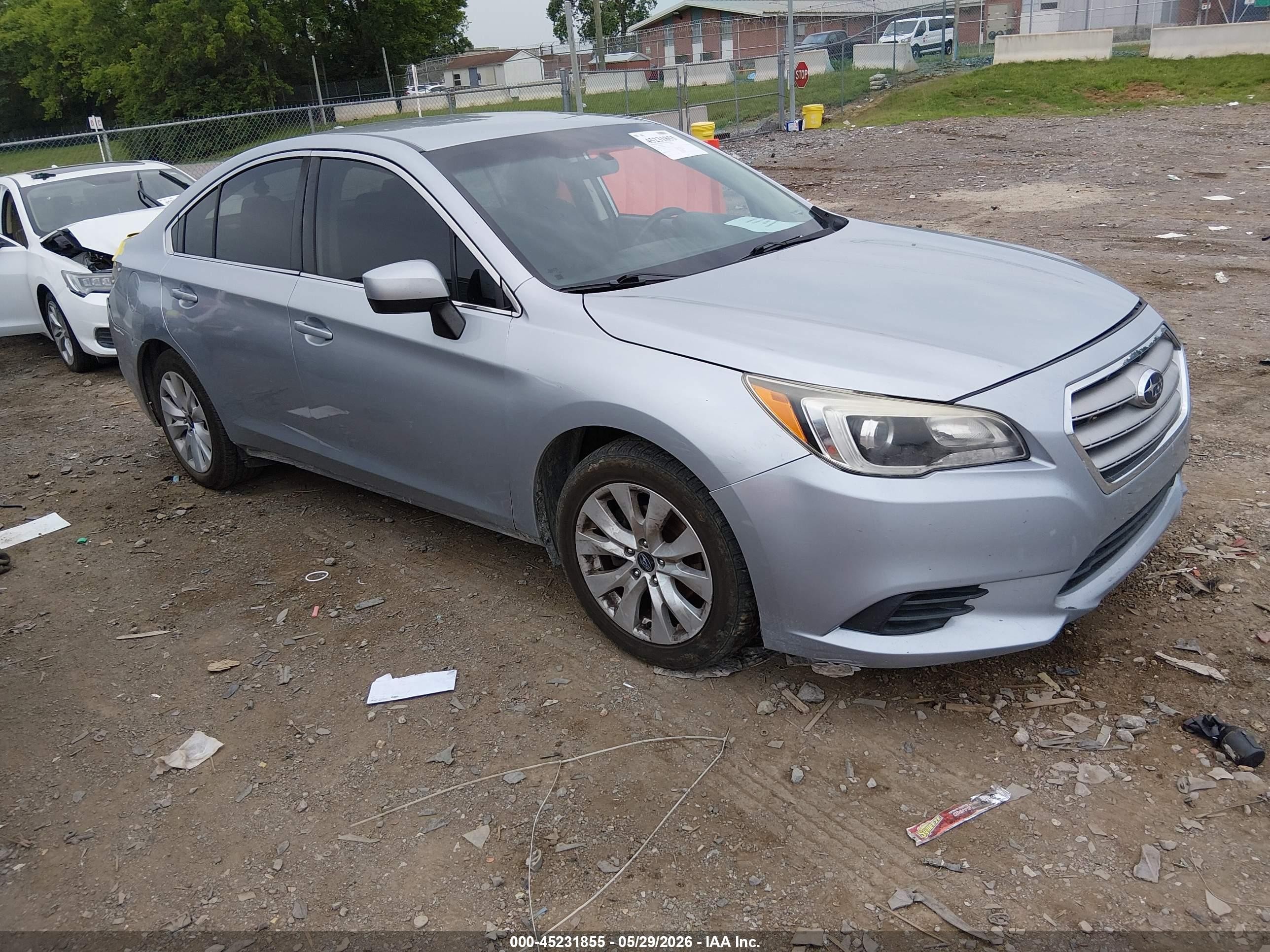 2017 Subaru Legacy Premium, VIN 4S3BNAC6XH3064380 — Front end