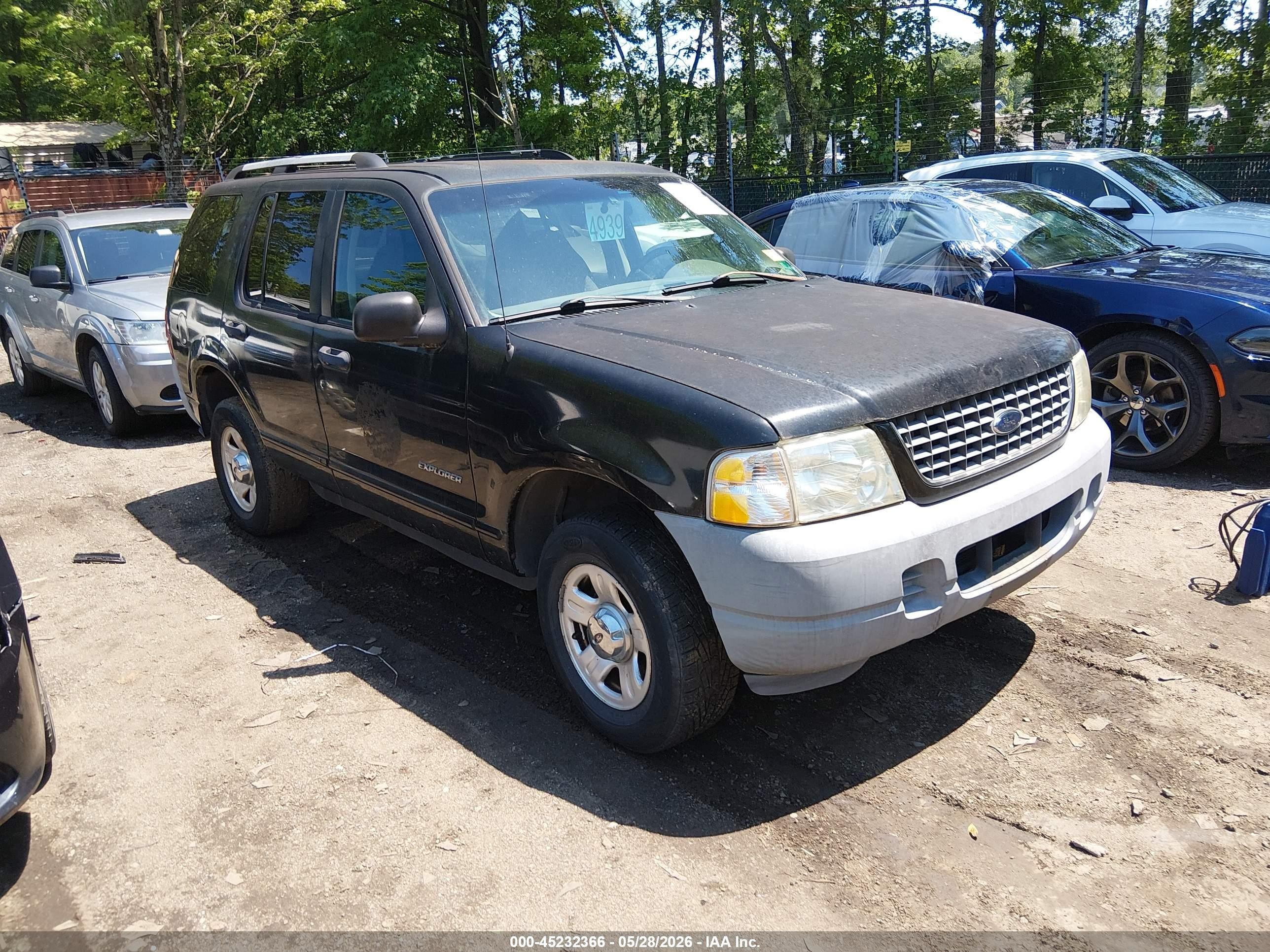 2002 Ford Explorer XLS, VIN 1FMZU72E32UA68281 — Mechanical