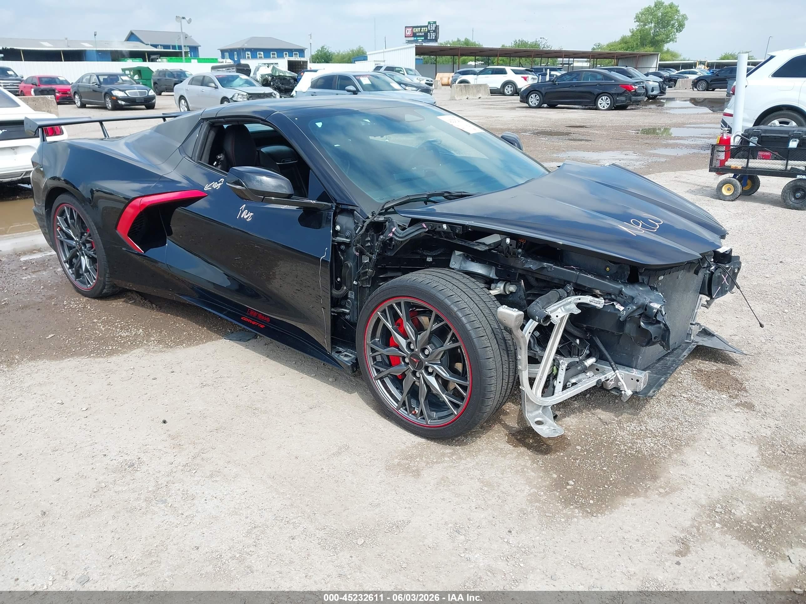2024 Chevrolet Corvette 3LT, VIN 1G1YC3D48R5105144 — Front end