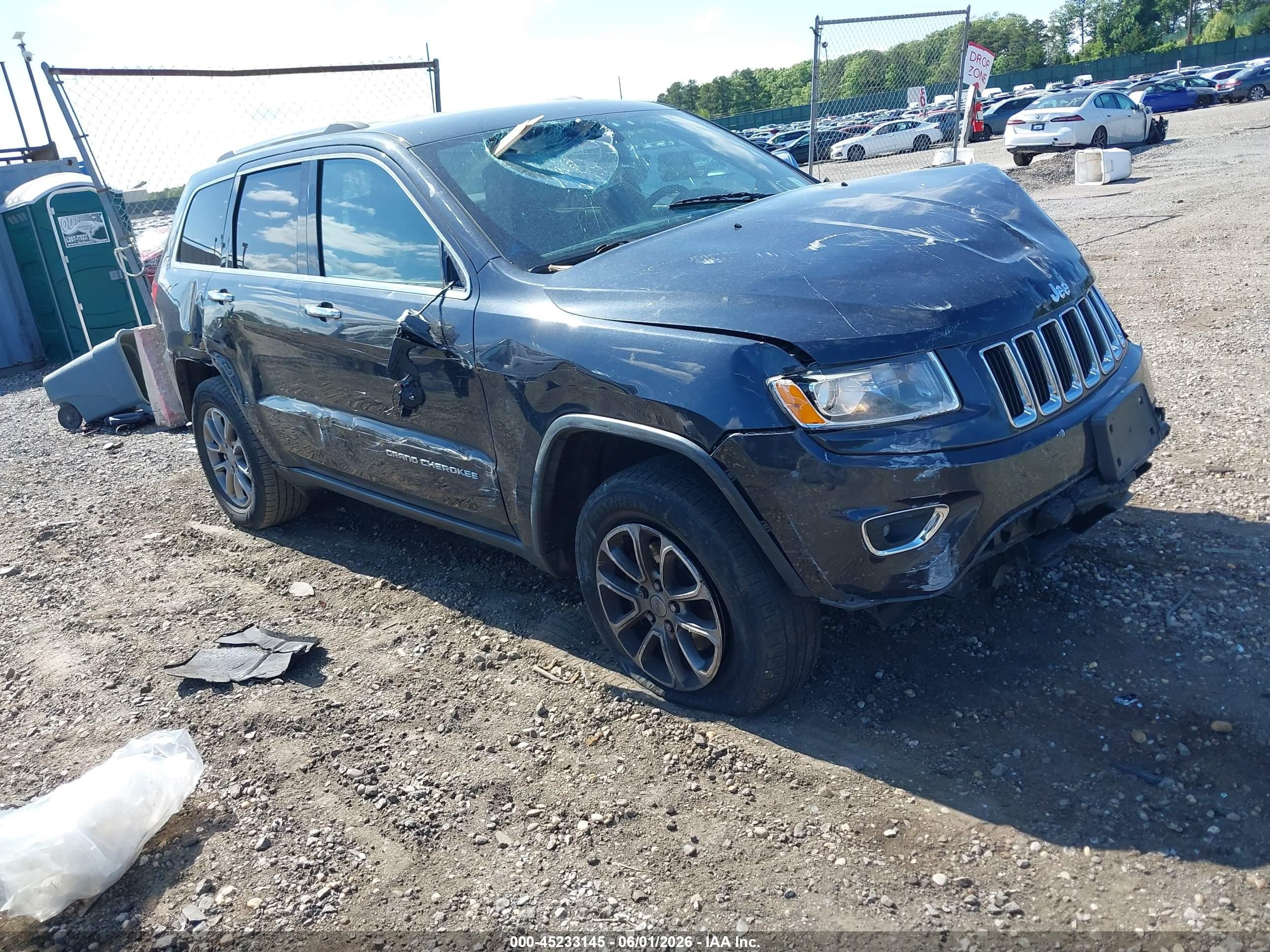 2016 Jeep Grand Cherokee Limited, VIN 1C4RJFBG9GC366100 — Перед