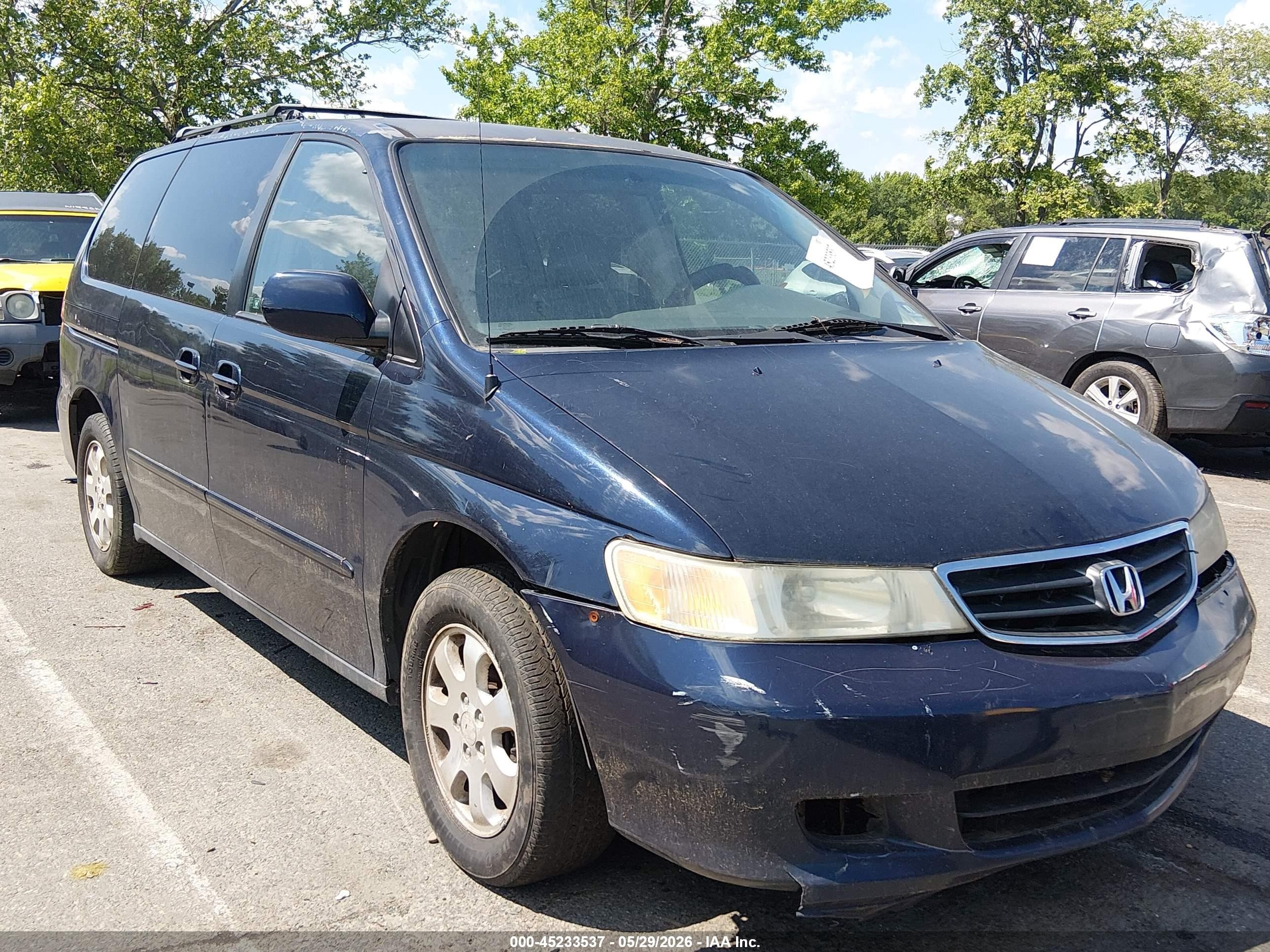 2004 Honda Odyssey EX-L, VIN 5FNRL18084B128860 — Rear end