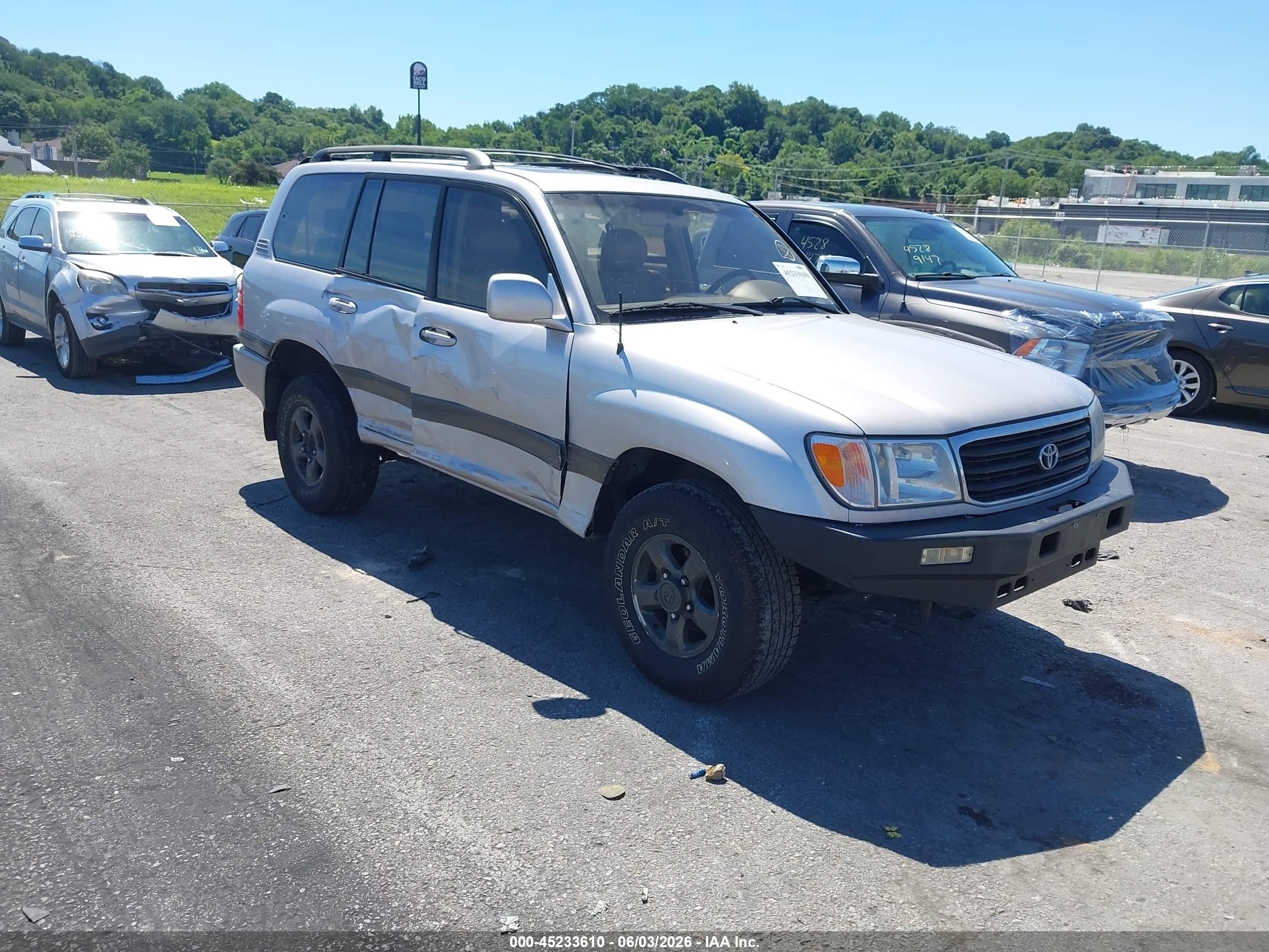 2000 Toyota Land Cruiser, VIN JT3HT05J6Y0086216 — Side