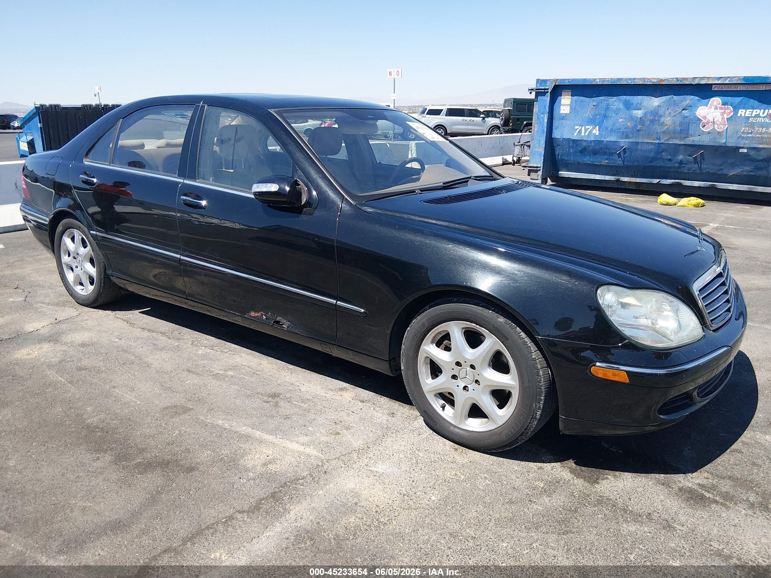 2006 Mercedes-Benz S 430, VIN WDBNG83J36A472683 — Normal wear