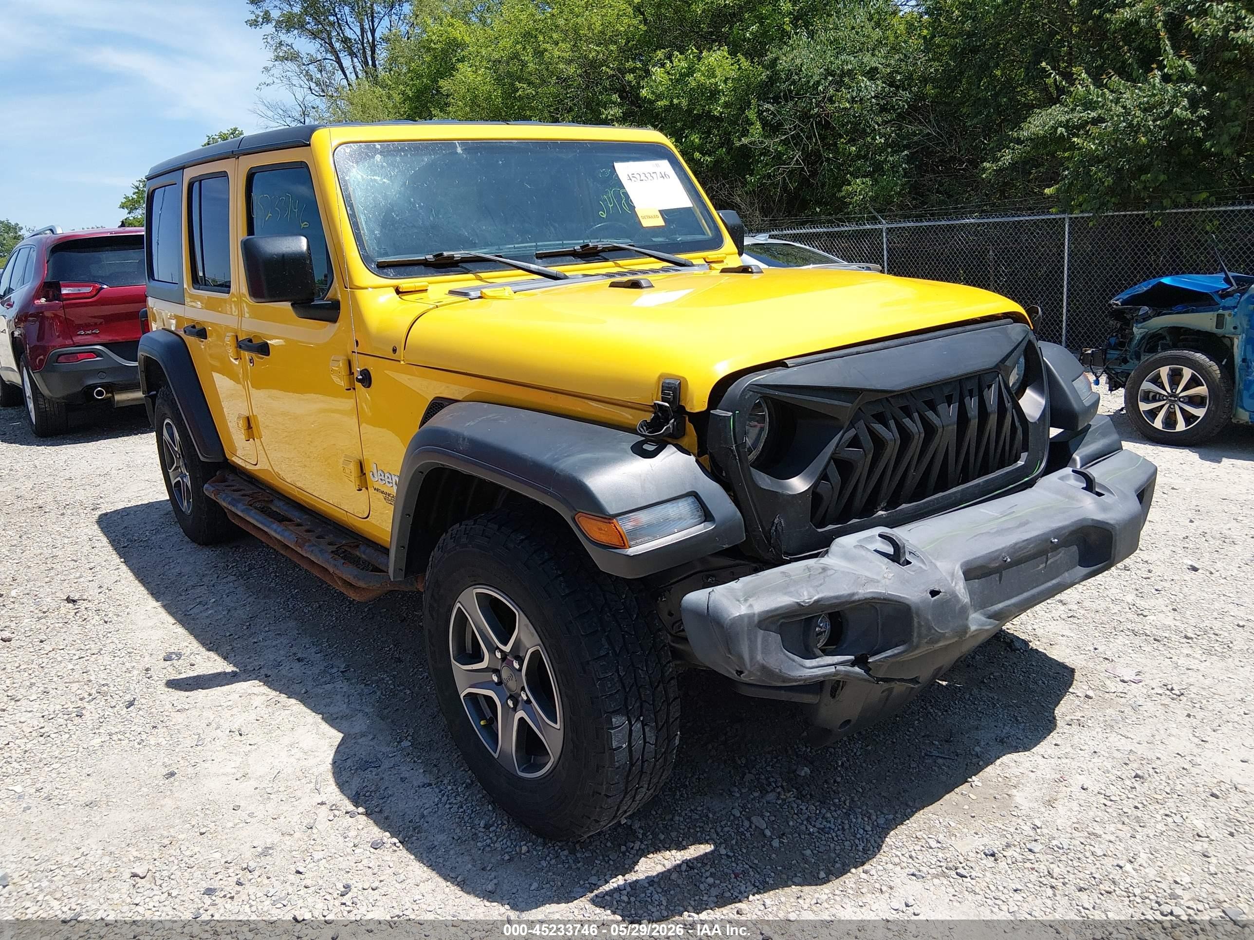 2018 Jeep Wrangler Unlimited Sport S, VIN 1C4HJXDG7JW318194 — Front end