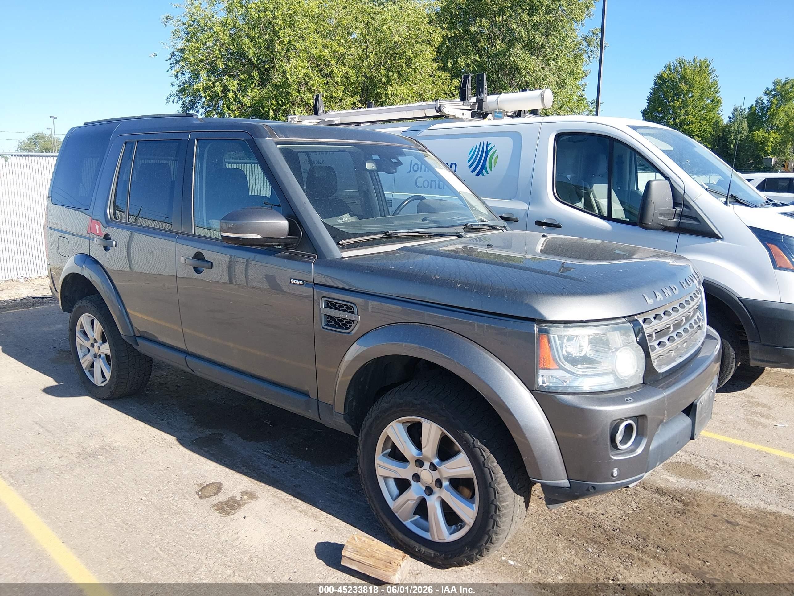 2014 Land Rover LR4 HSE, VIN SALAG2V61EA716294 — Normal wear