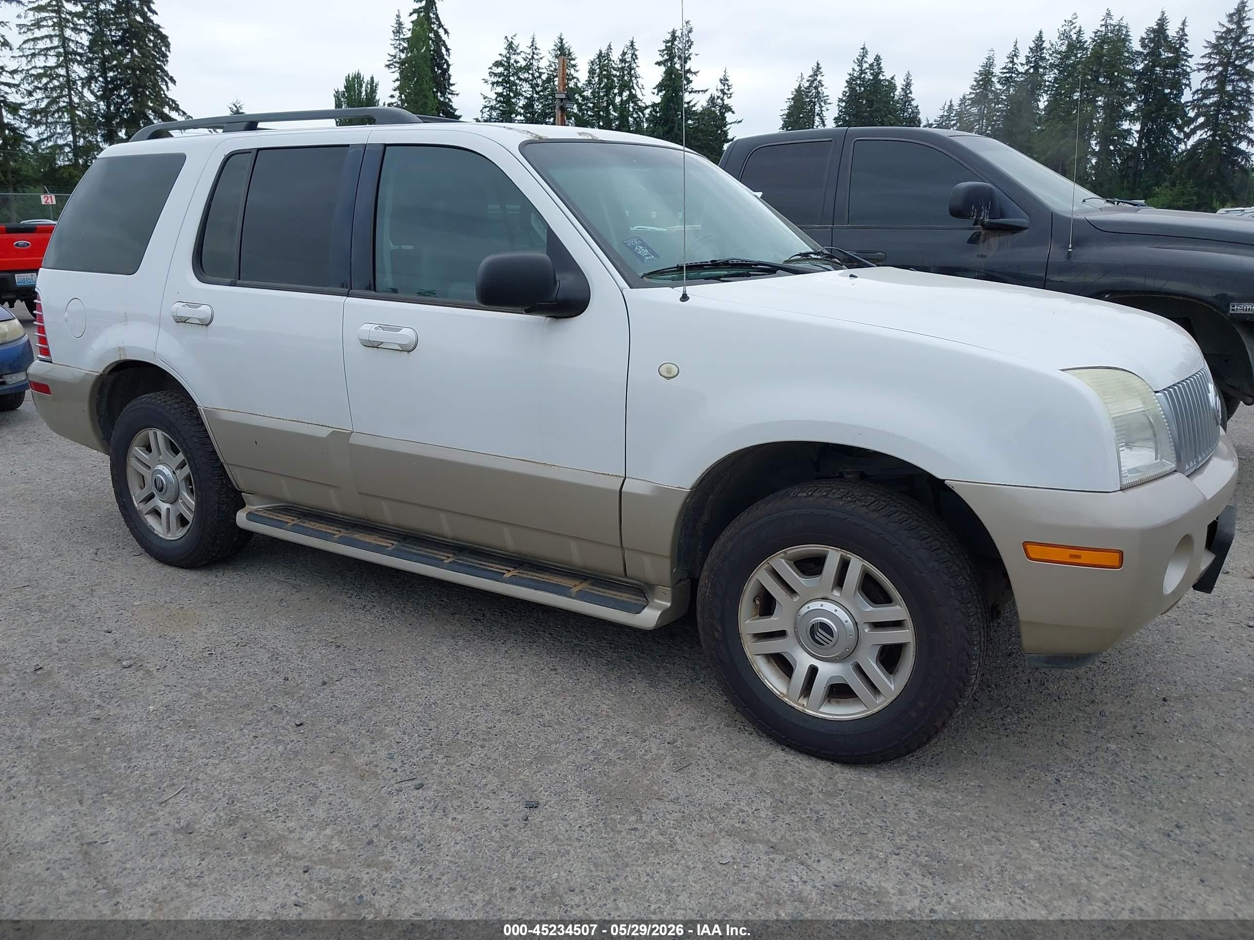 2004 Mercury Mountaineer Convenience, VIN 4M2ZU86E74ZJ42550 — Normal wear