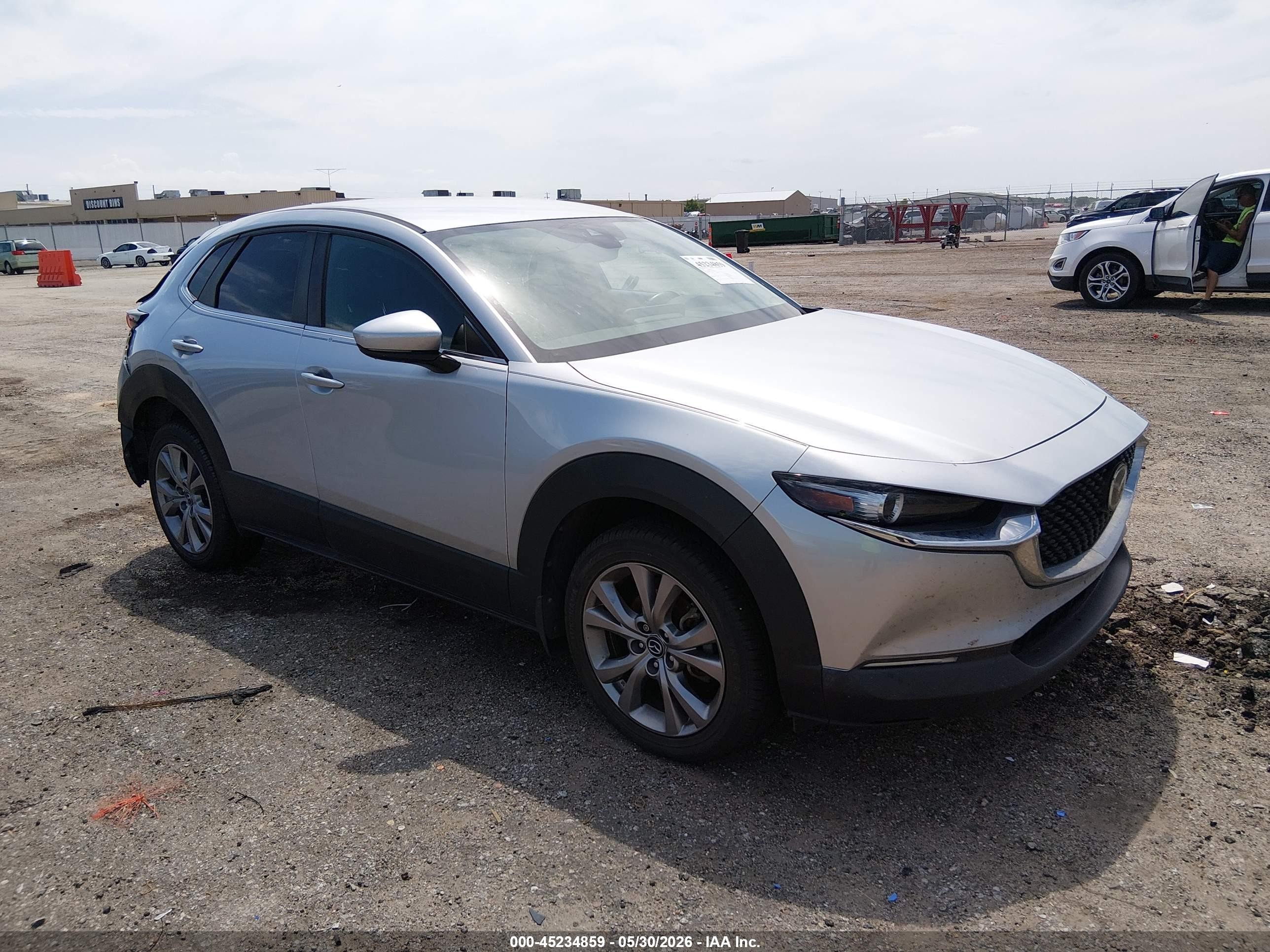 2021 Mazda CX-30 Select, VIN 3MVDMBBL0MM237906 — Rear end