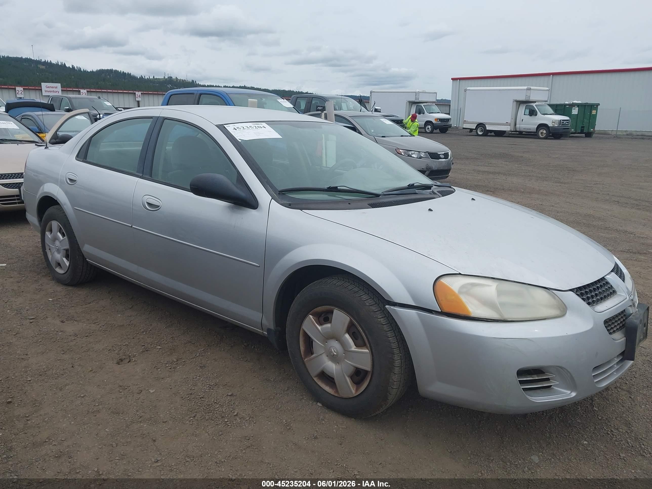 2005 Dodge Stratus SXT, VIN 1B3EL46X15N546553 — Normal wear